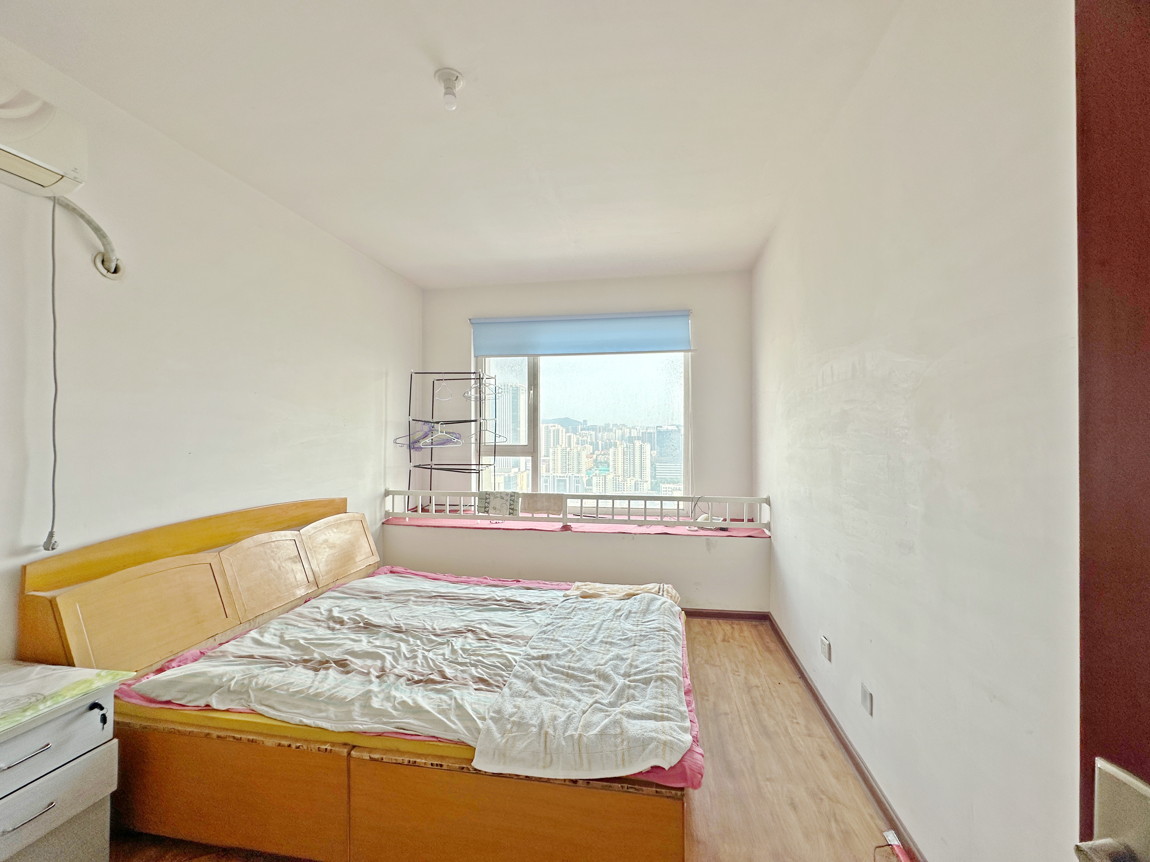 绿地新里卢浮公馆