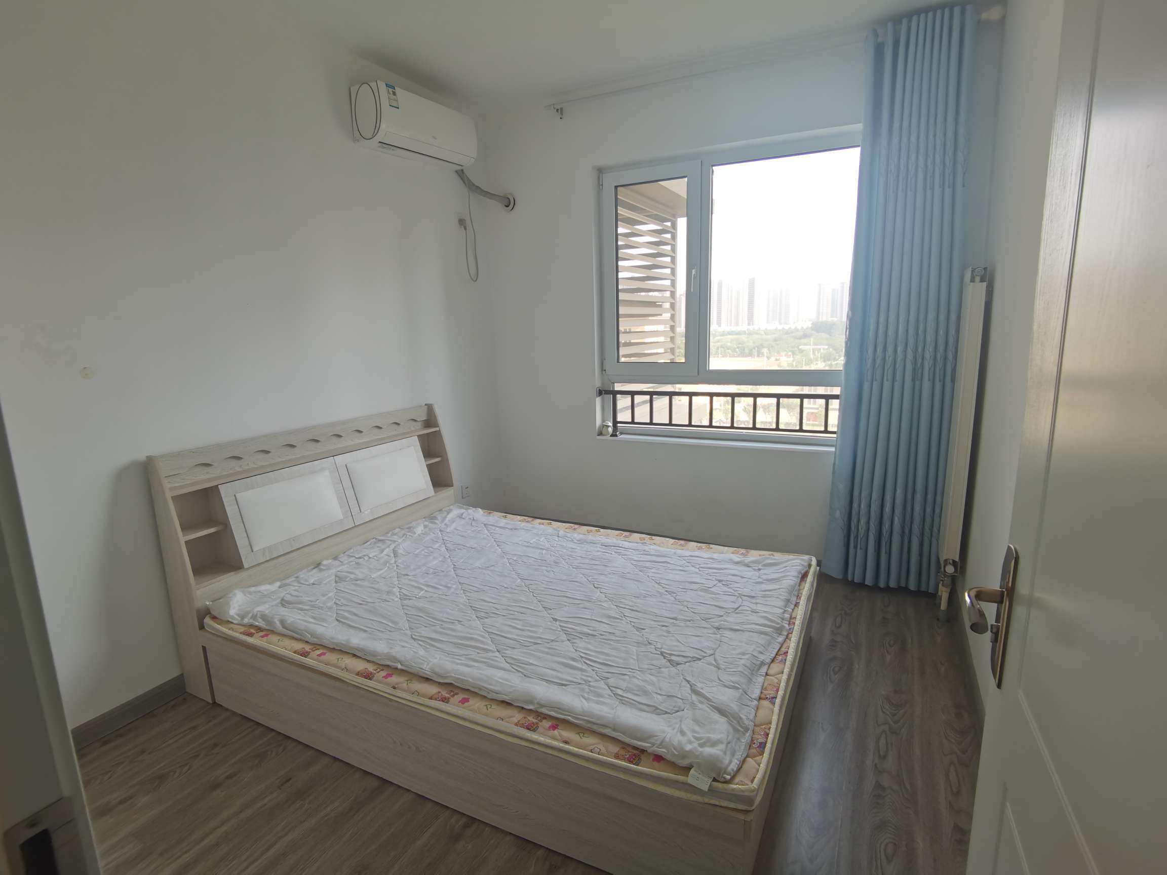 绿地新里香榭丽公馆