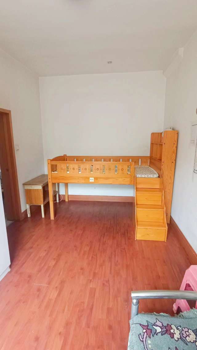 纬一路7号院
