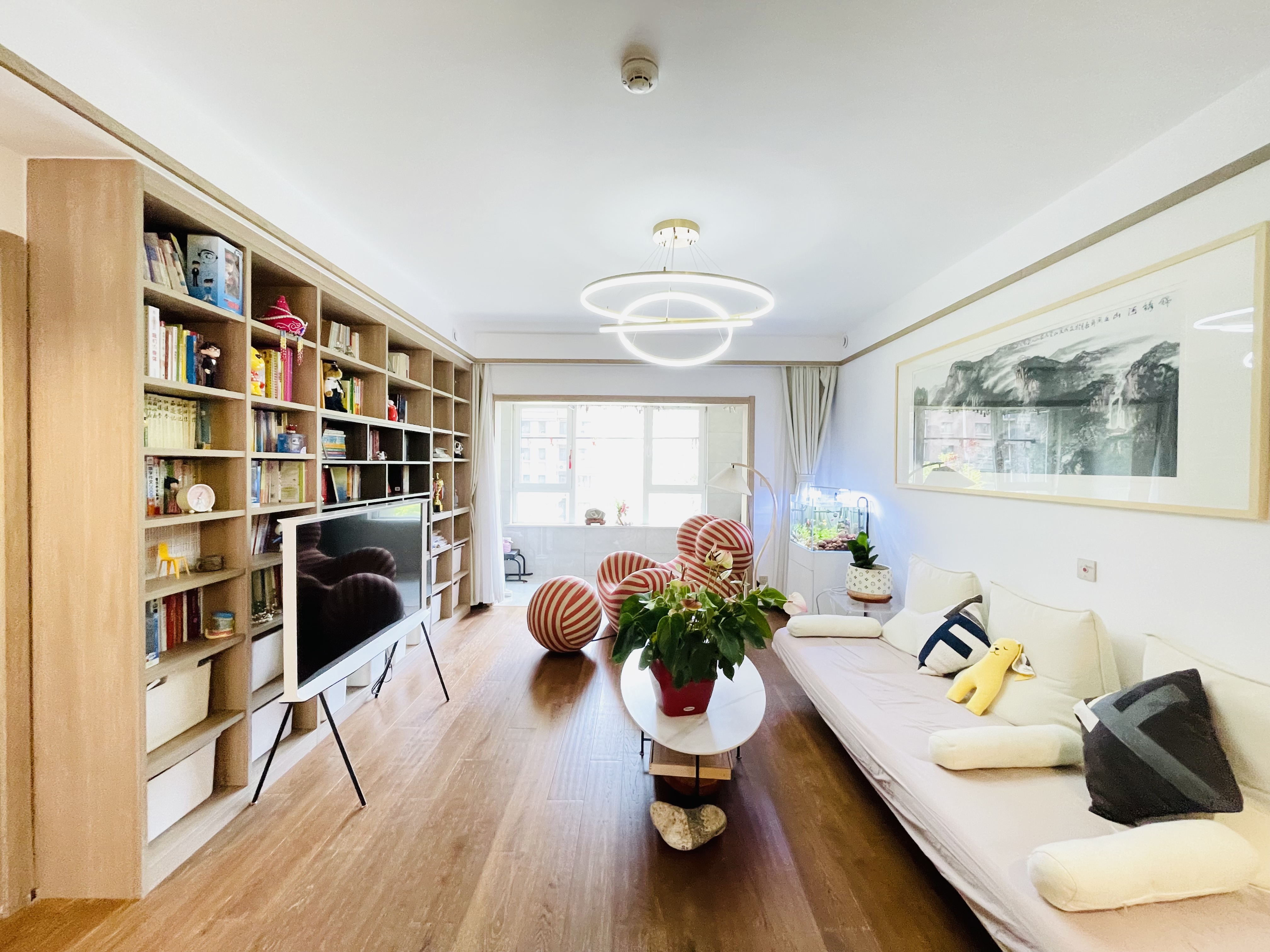  黄金山水郡六区 南北