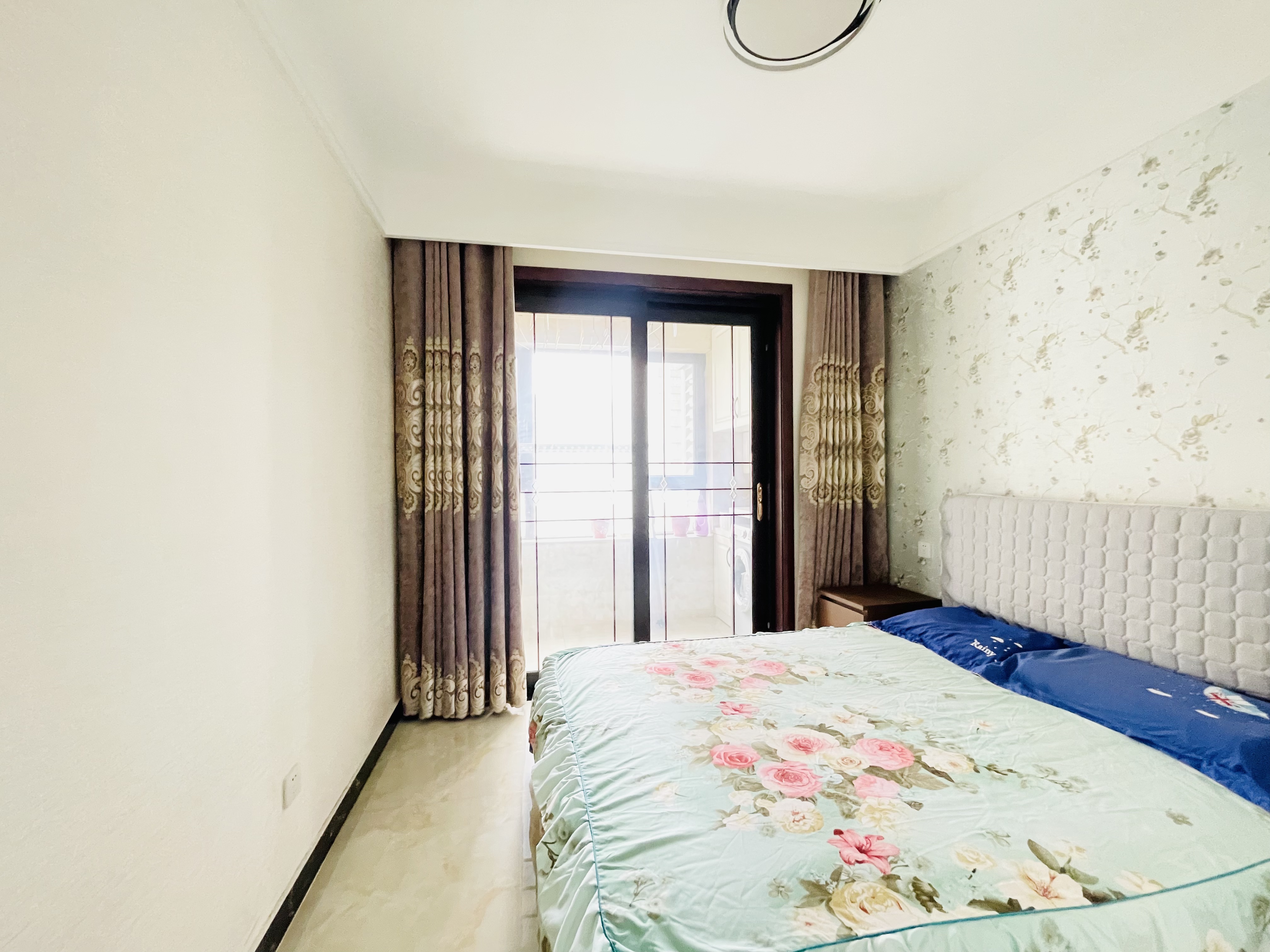 旭辉银盛泰金域蓝山