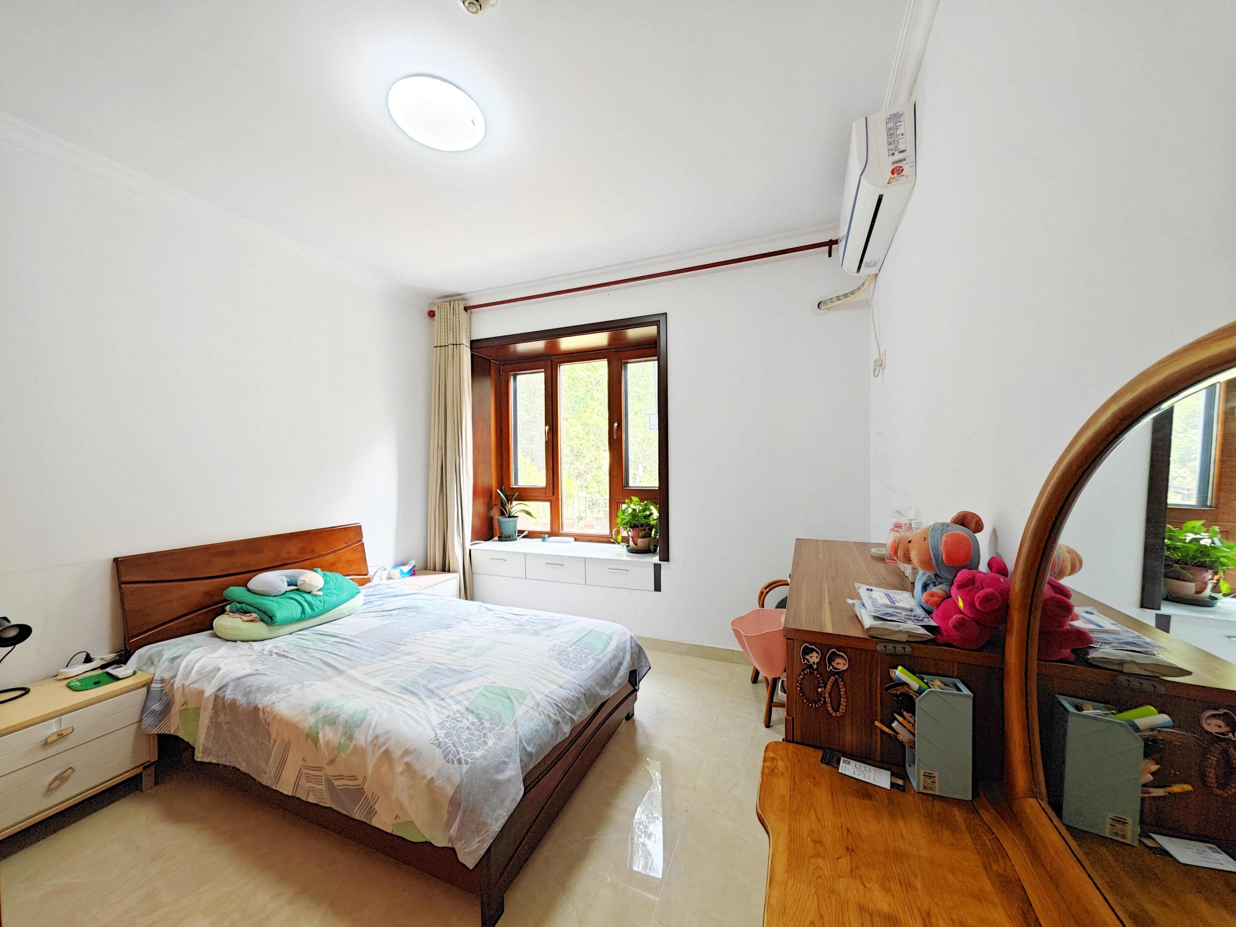 银丰唐郡牡丹园