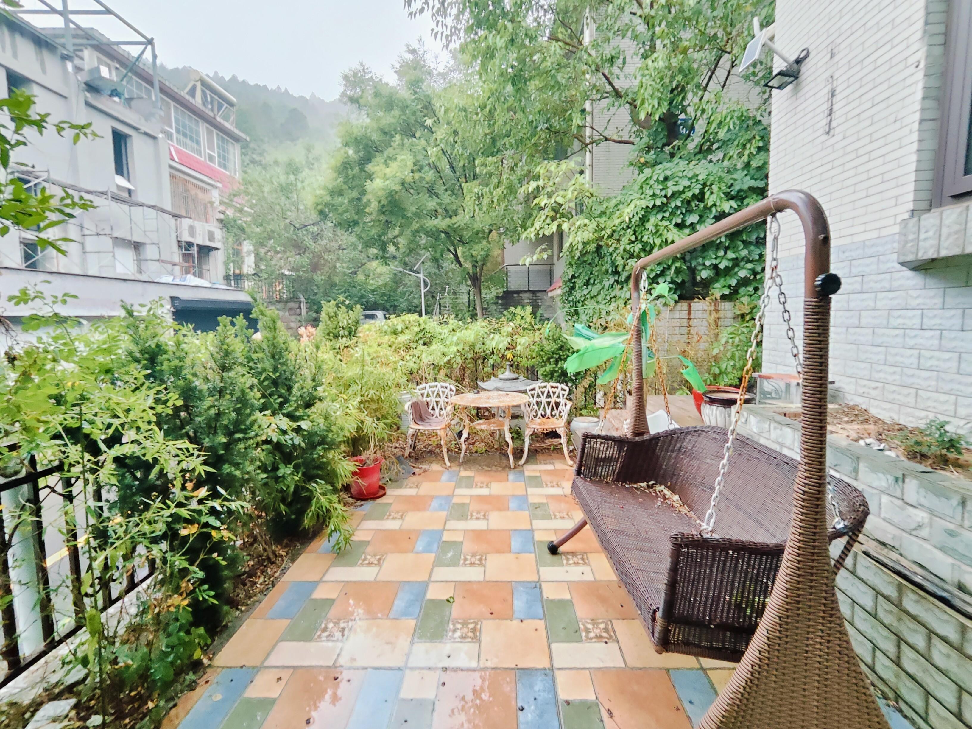 燕东山庄