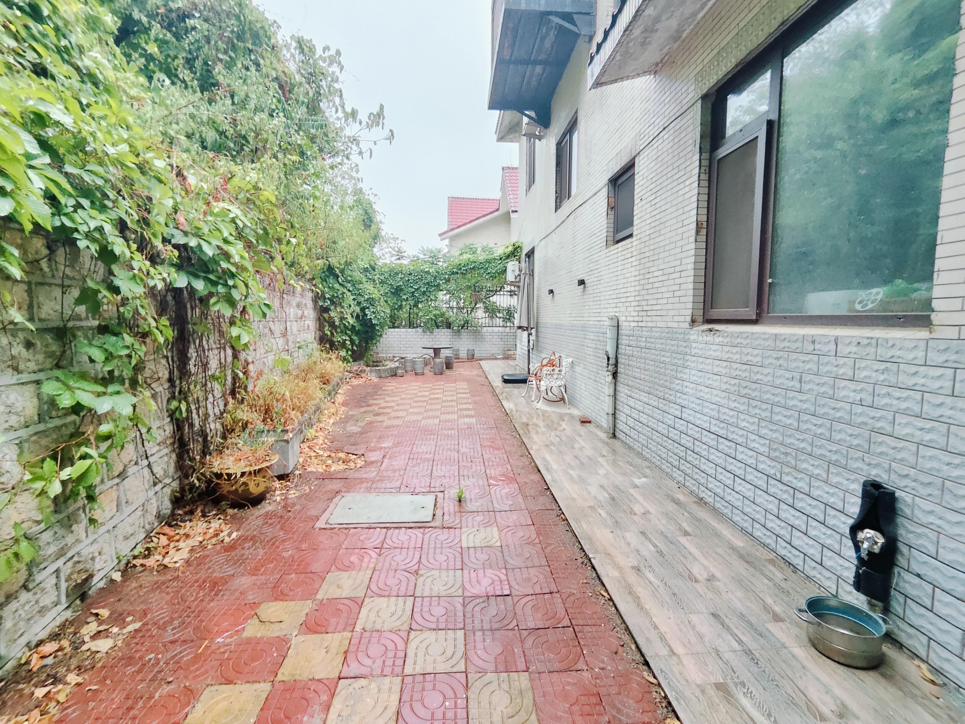 燕东山庄