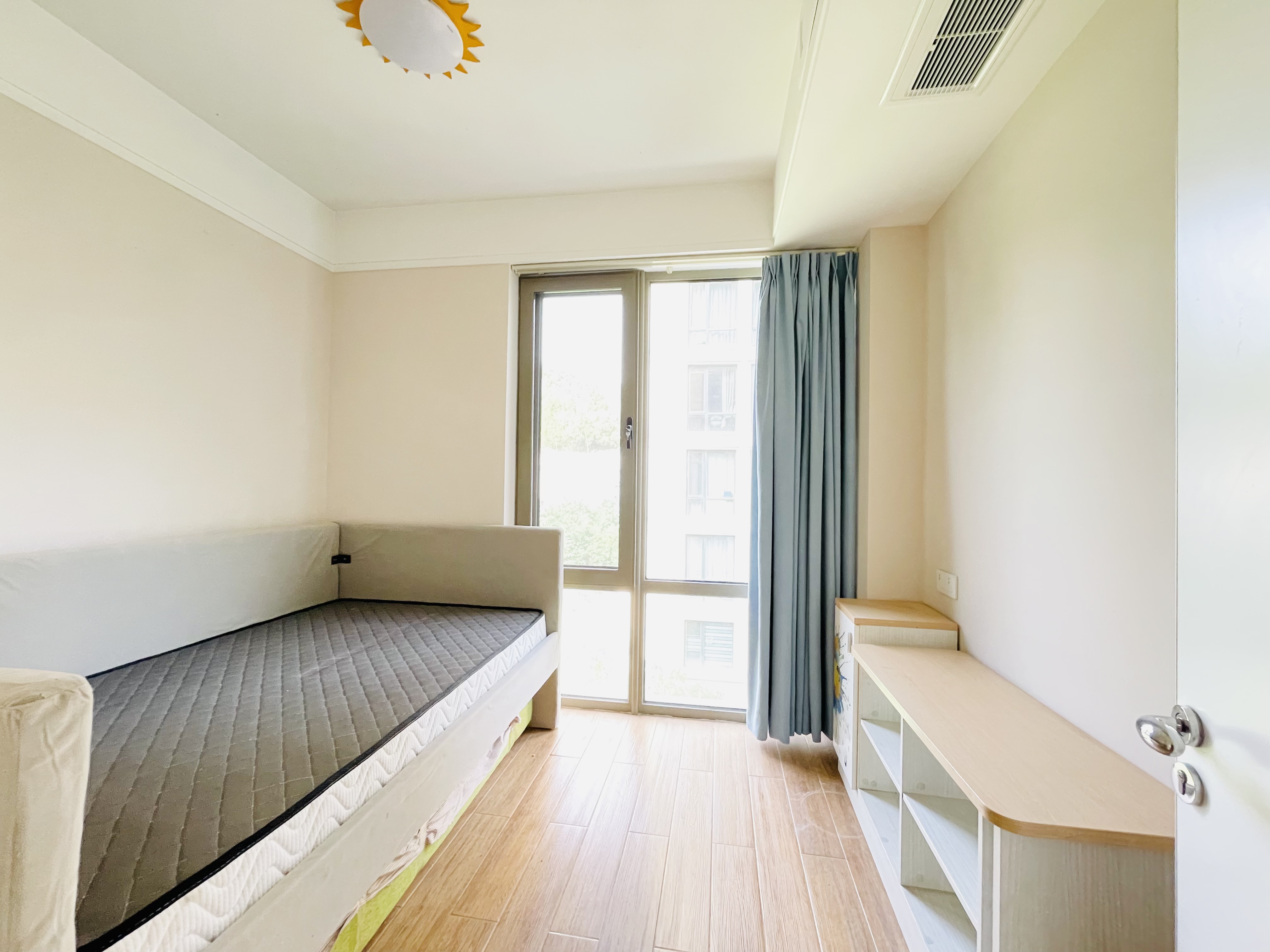 海尔绿城全运村锦兰园