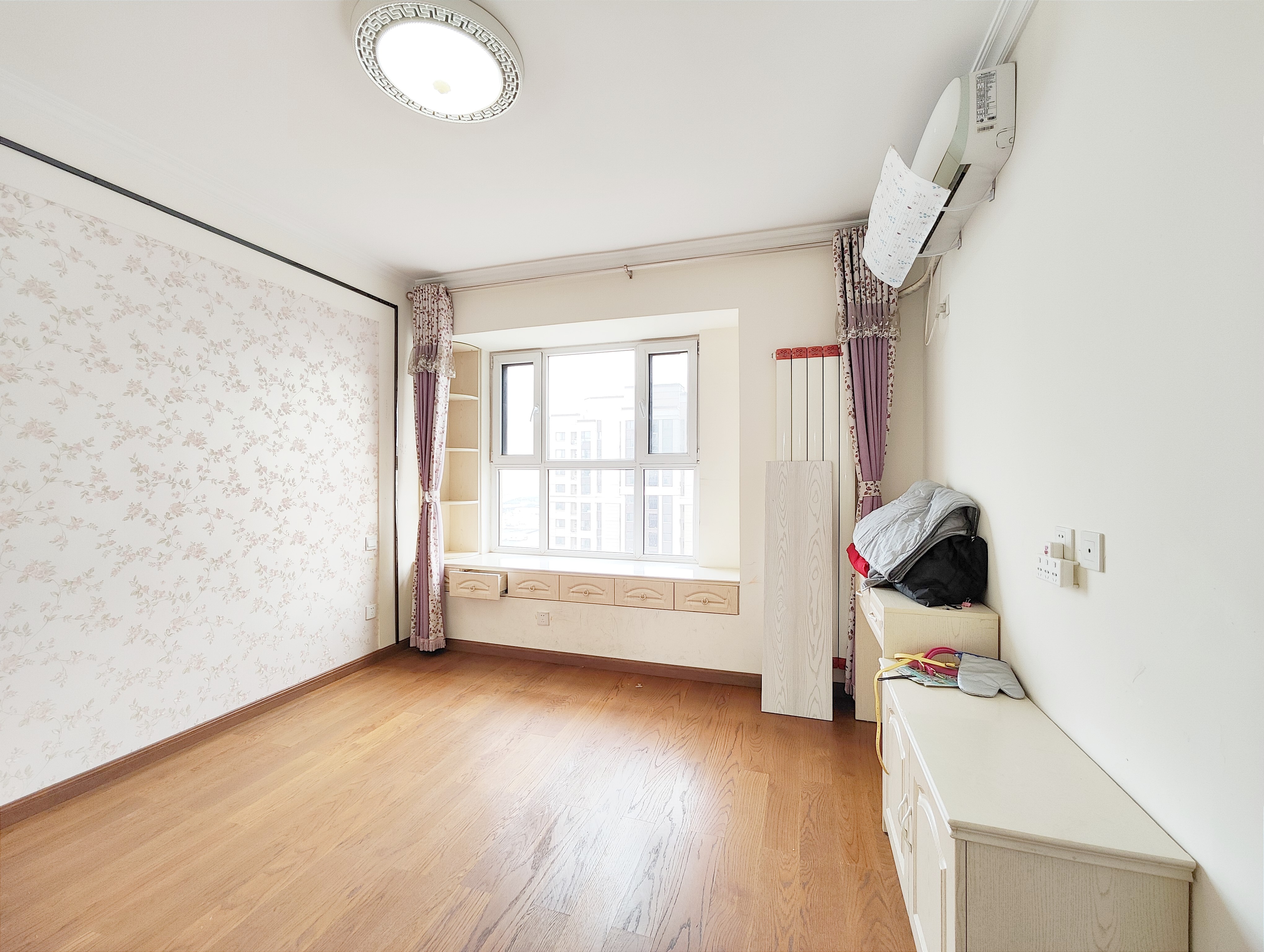 绿地新里香榭丽公馆