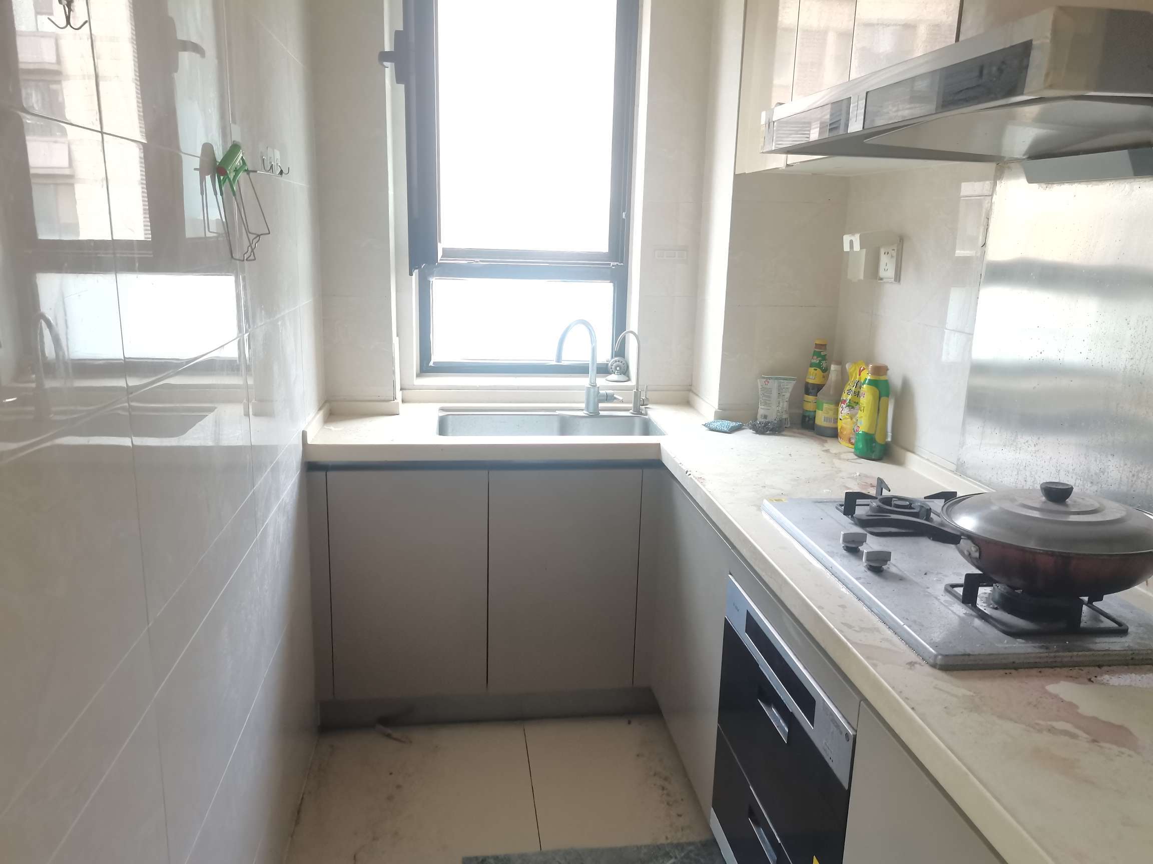 中新锦绣天地