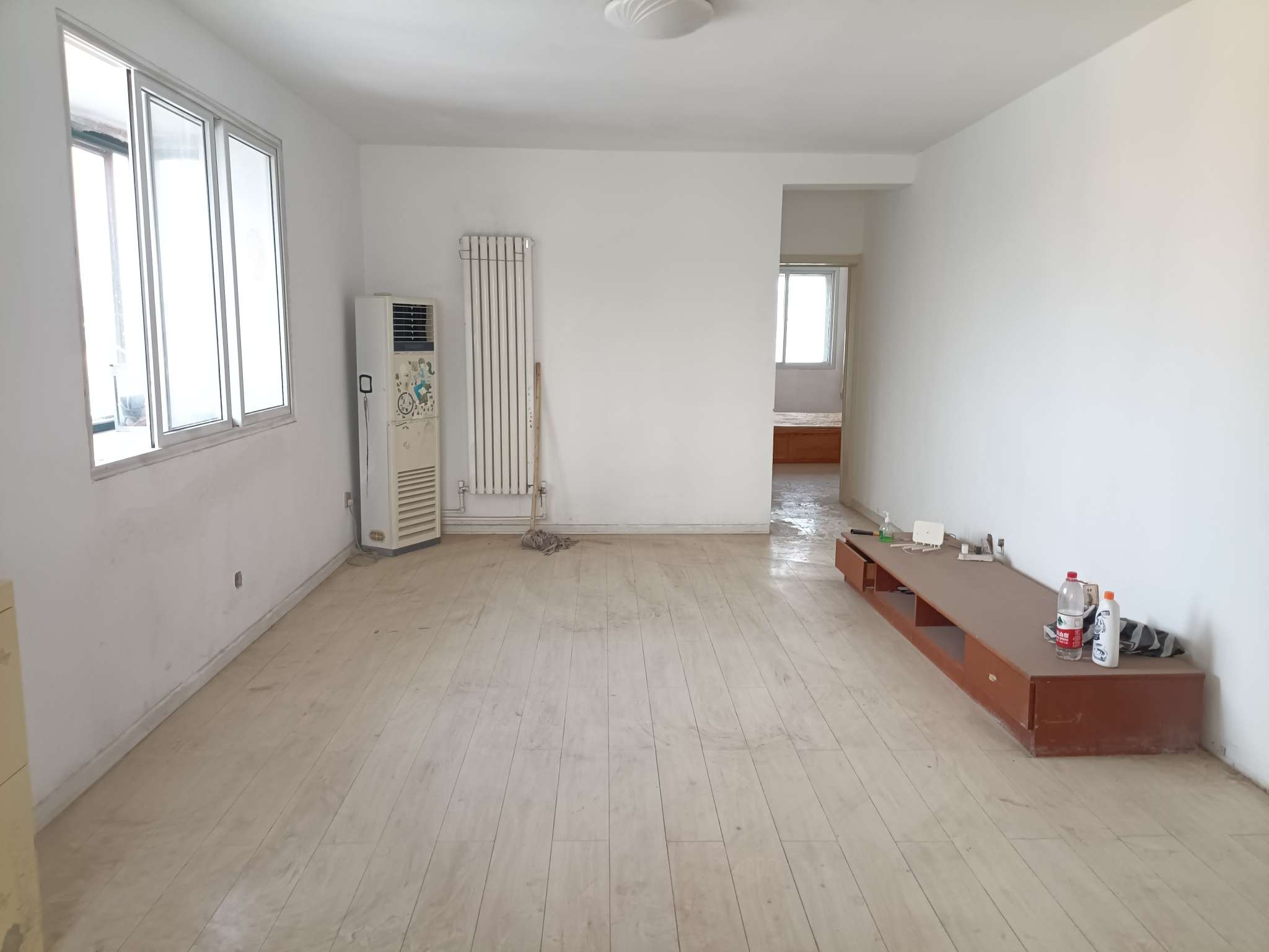 整租·白马山 嘉坤苑 三室两厅 卧室朝阳 家电家具齐全