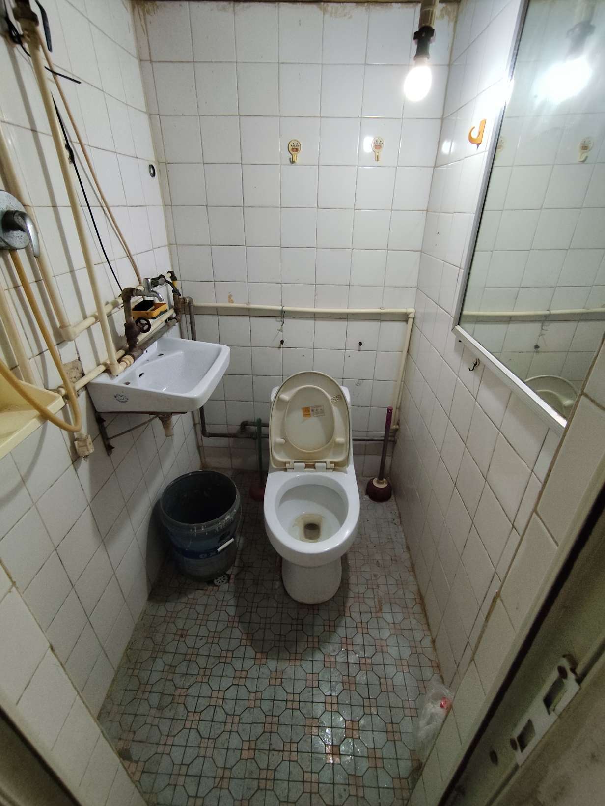 玉函路50号