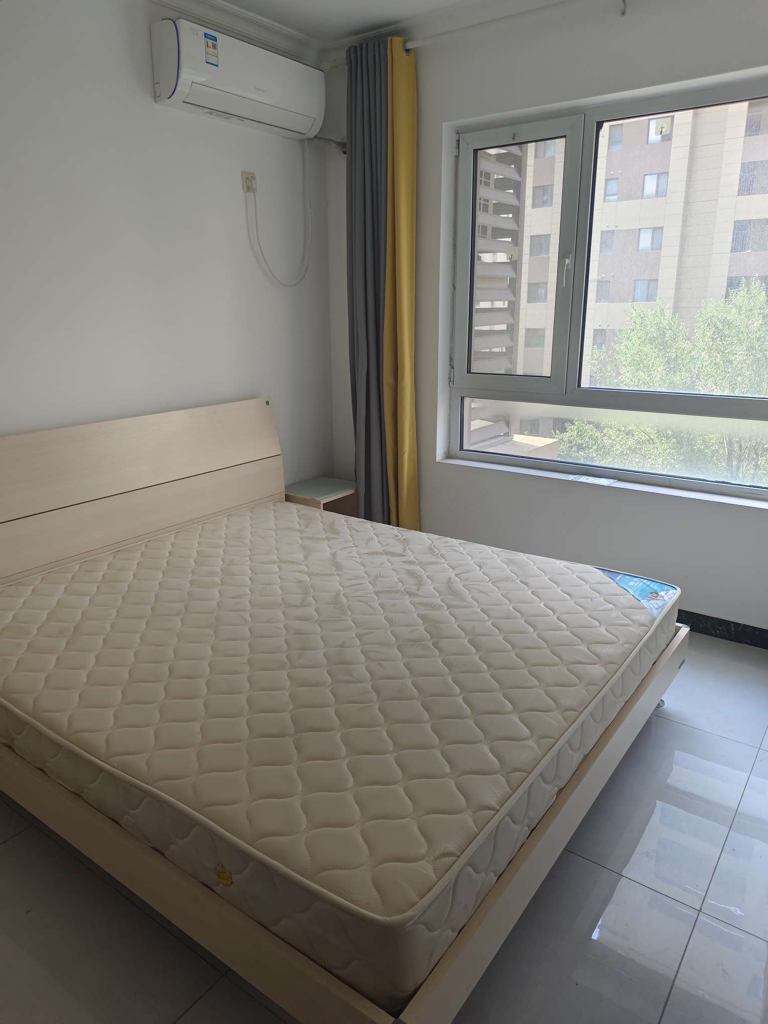 绿地新里香榭丽公馆