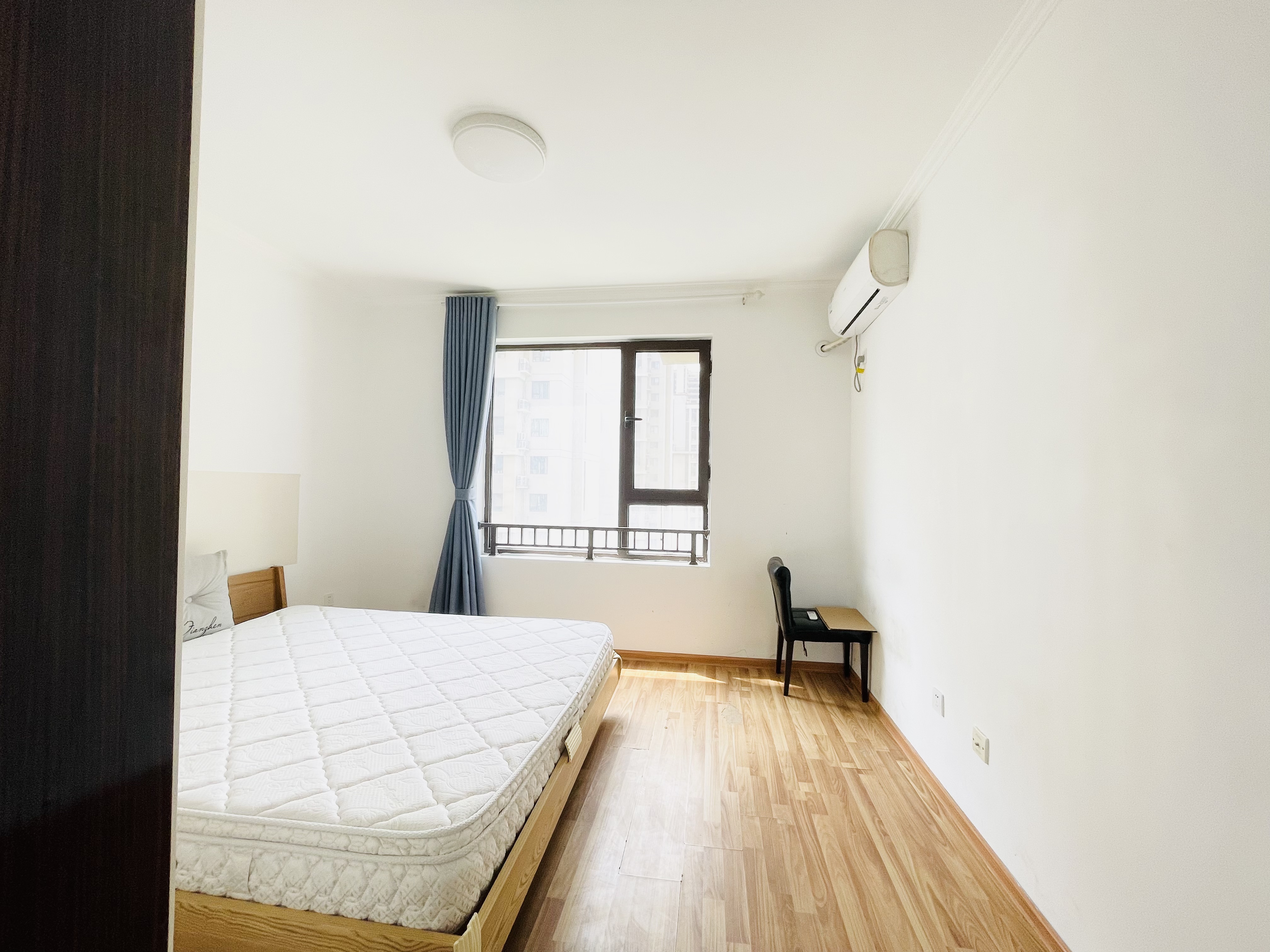 旭辉银盛泰金域蓝山