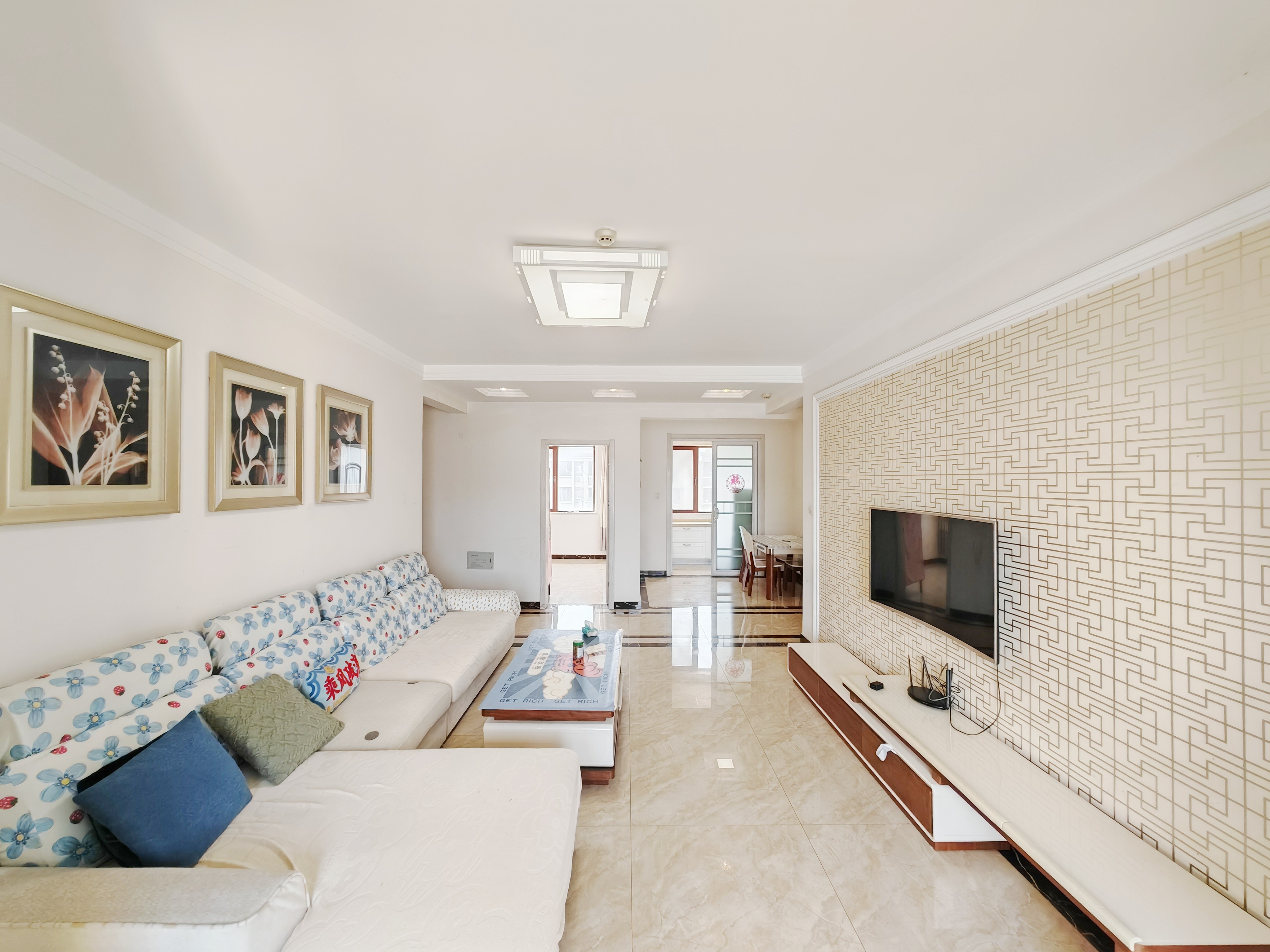  绿地隆悦公馆 南北