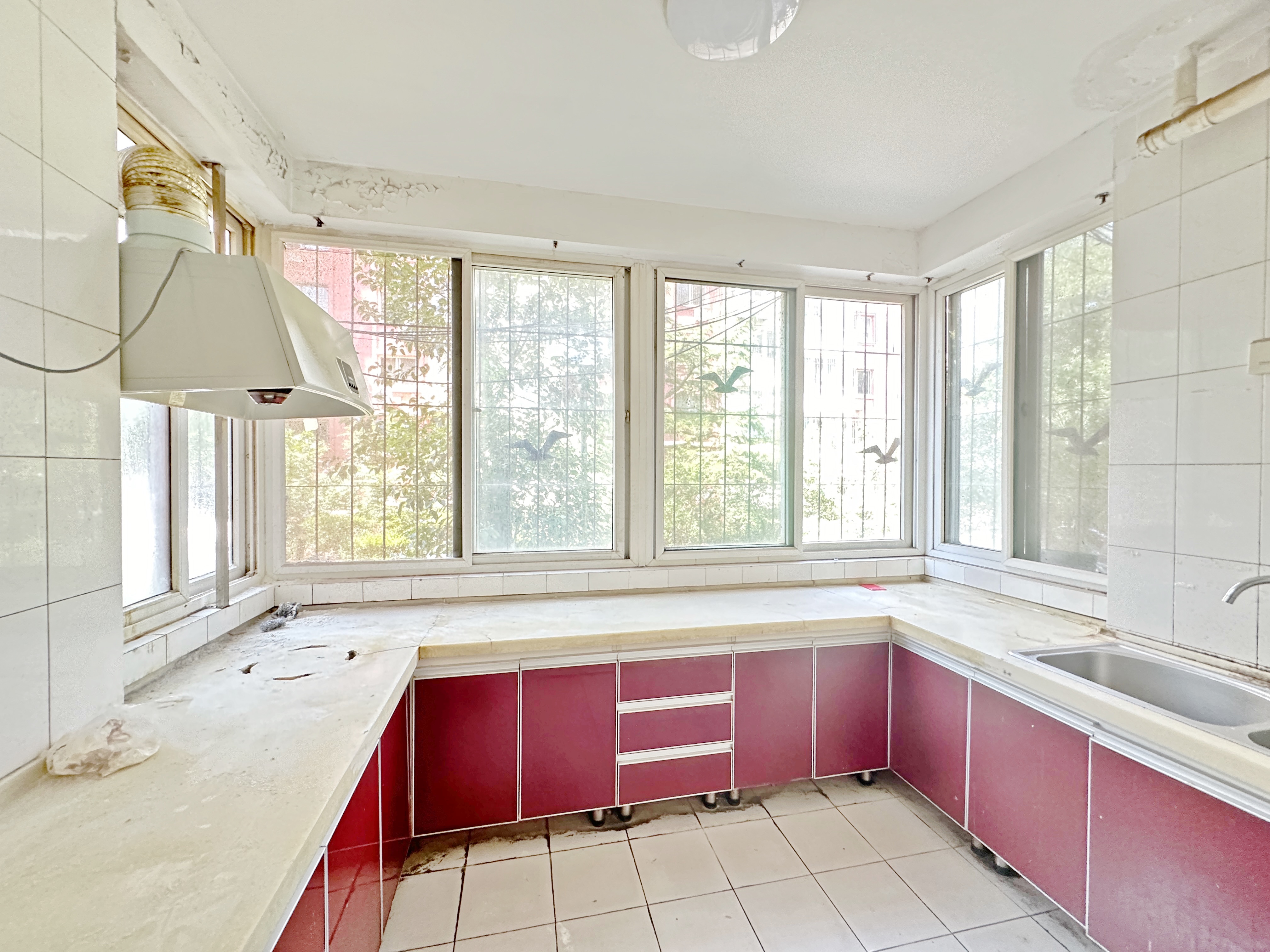 卧龙花园龙和苑