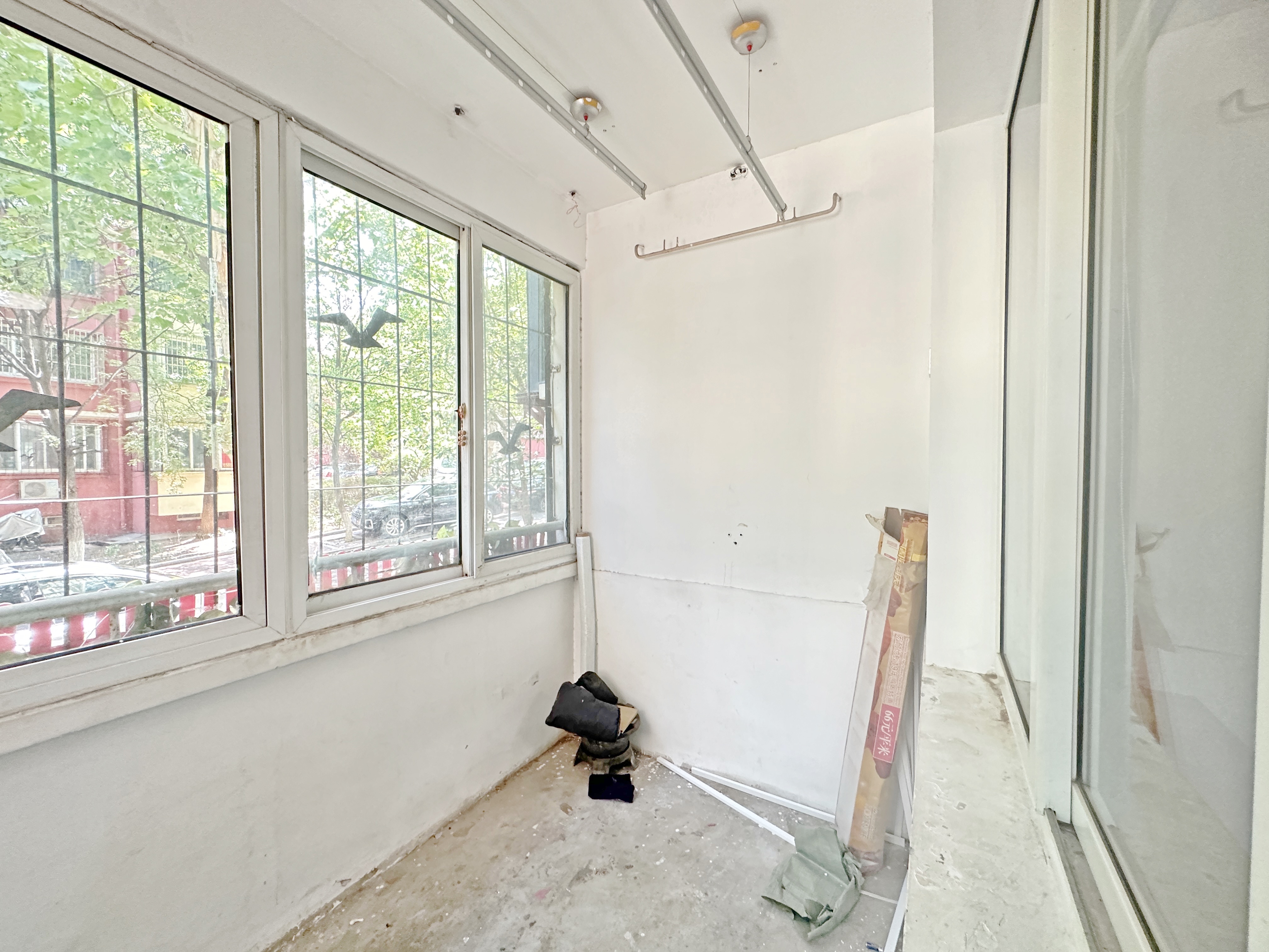 卧龙花园龙和苑