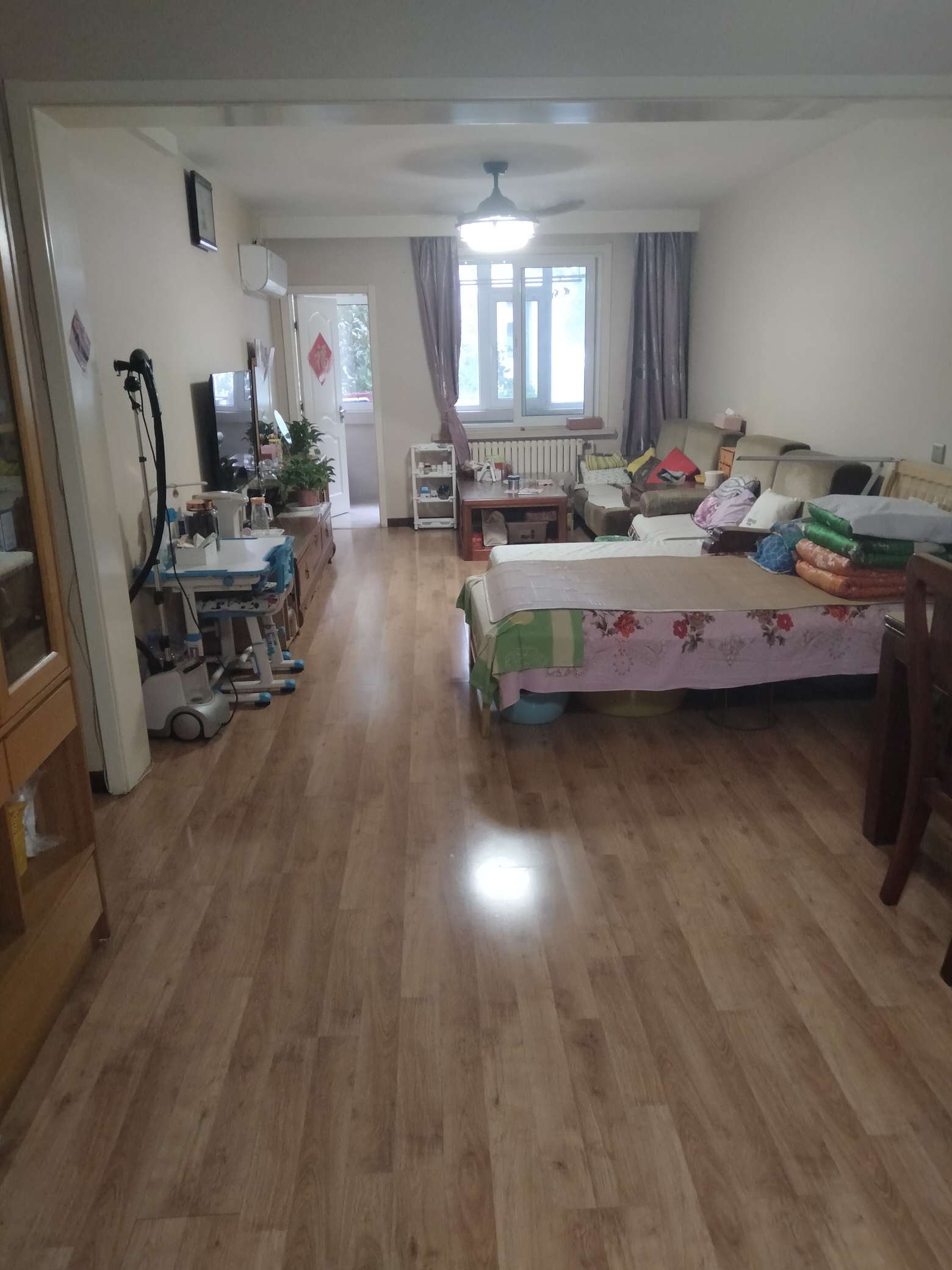 
							乐山小区