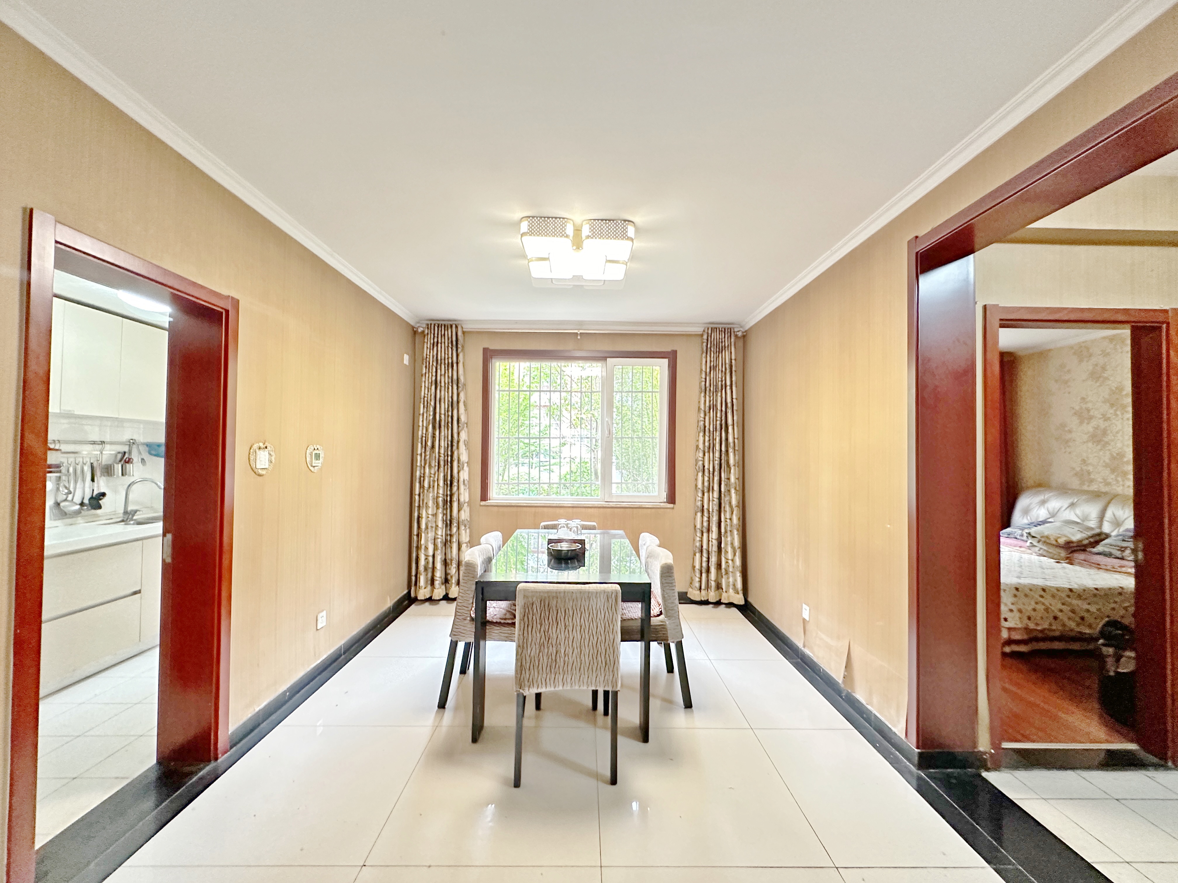 新世界阳光花园