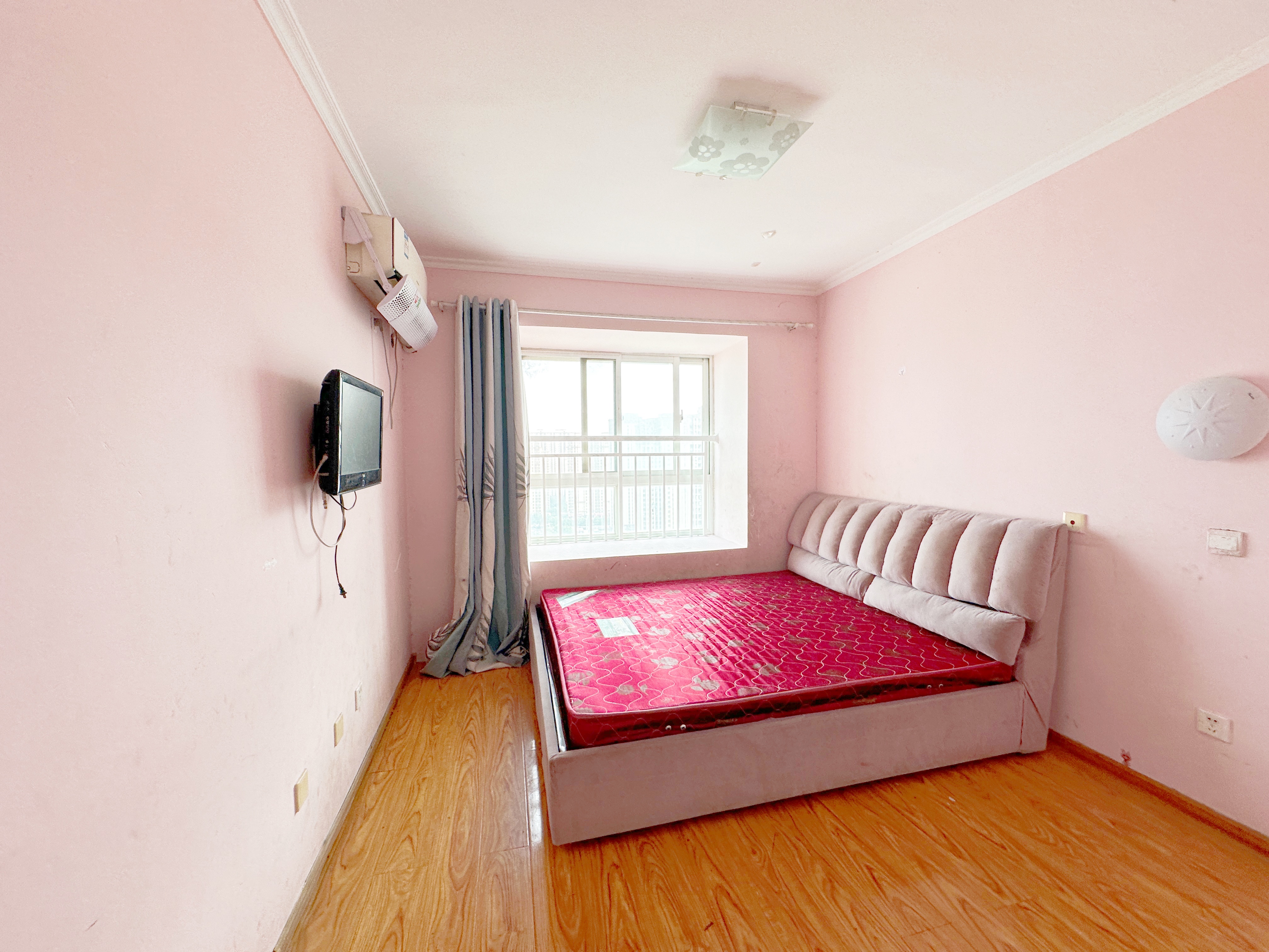 绿地新里梵尔赛公馆