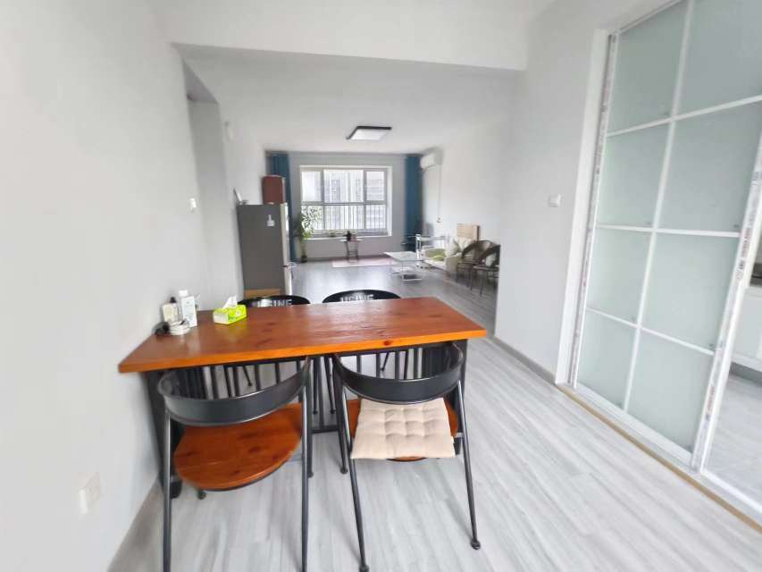 帝华鸿府
