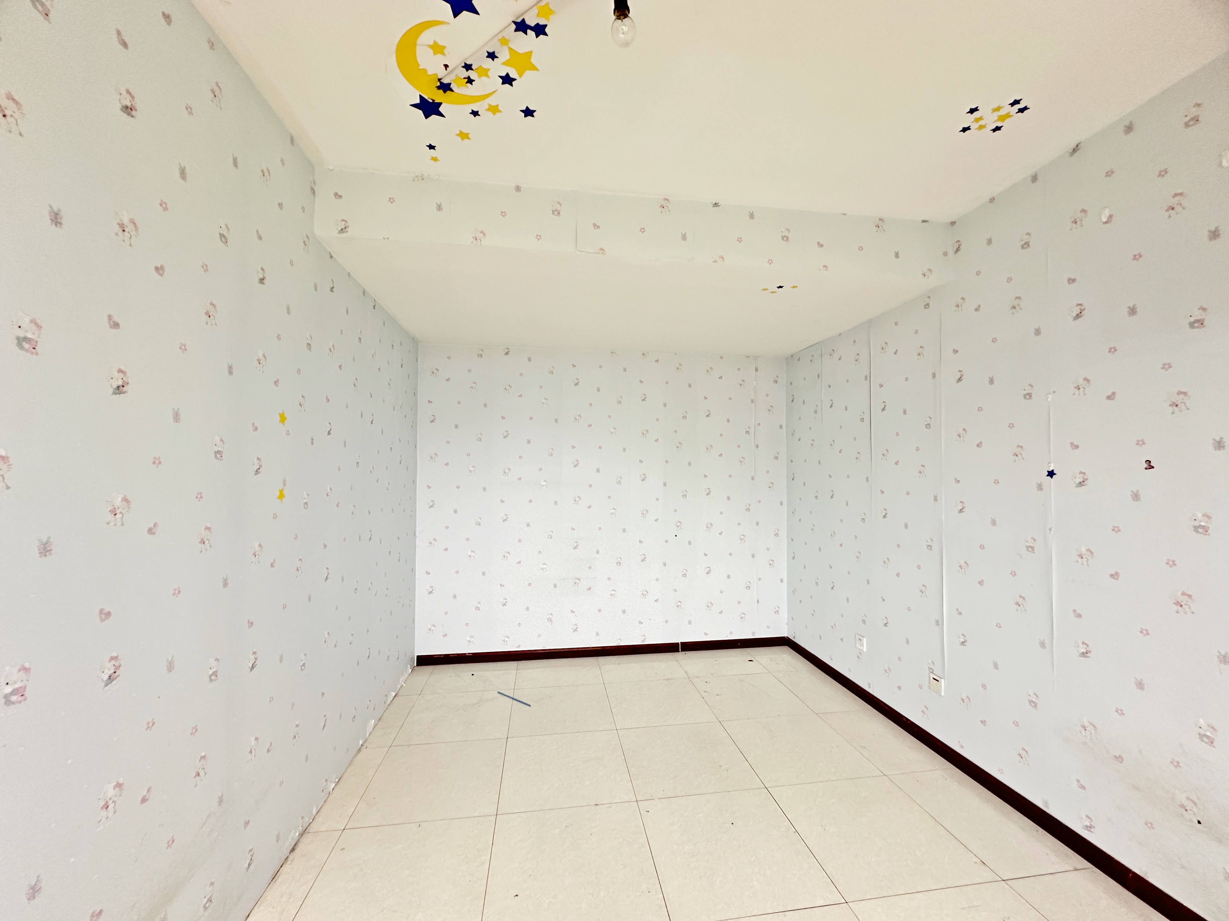 卧龙花园龙泰苑