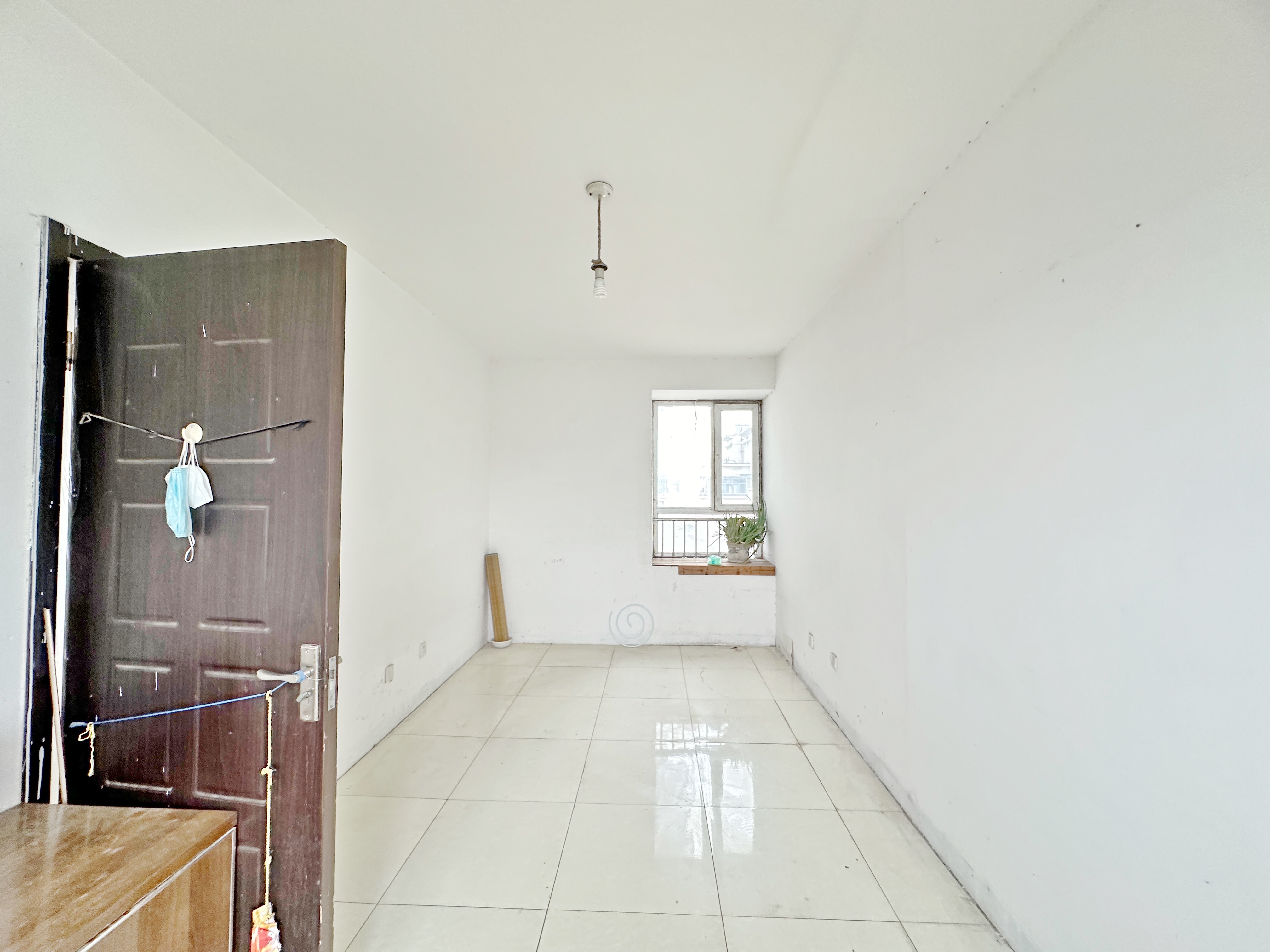 卧龙花园龙泰苑