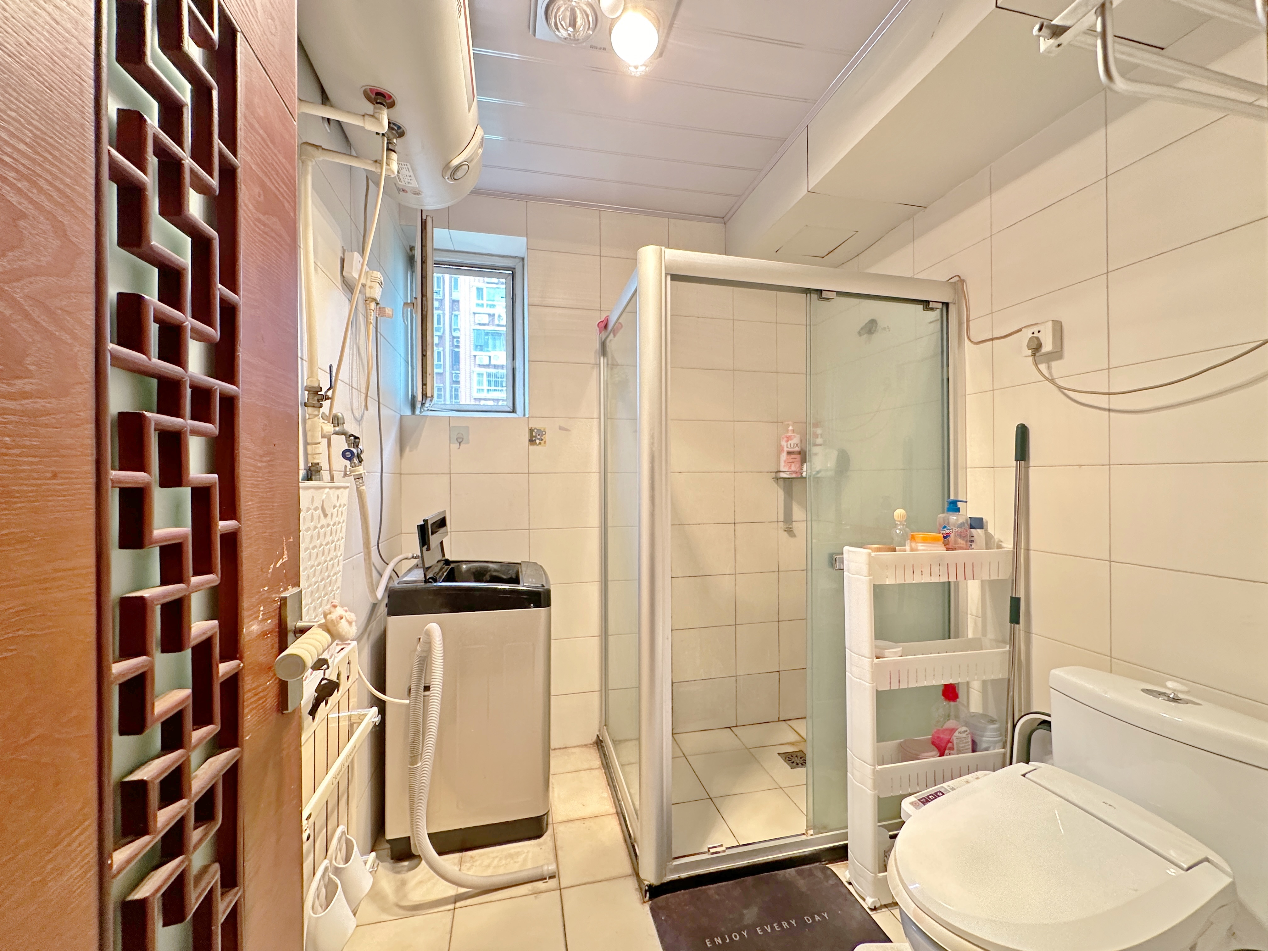 卧龙花园龙泰苑