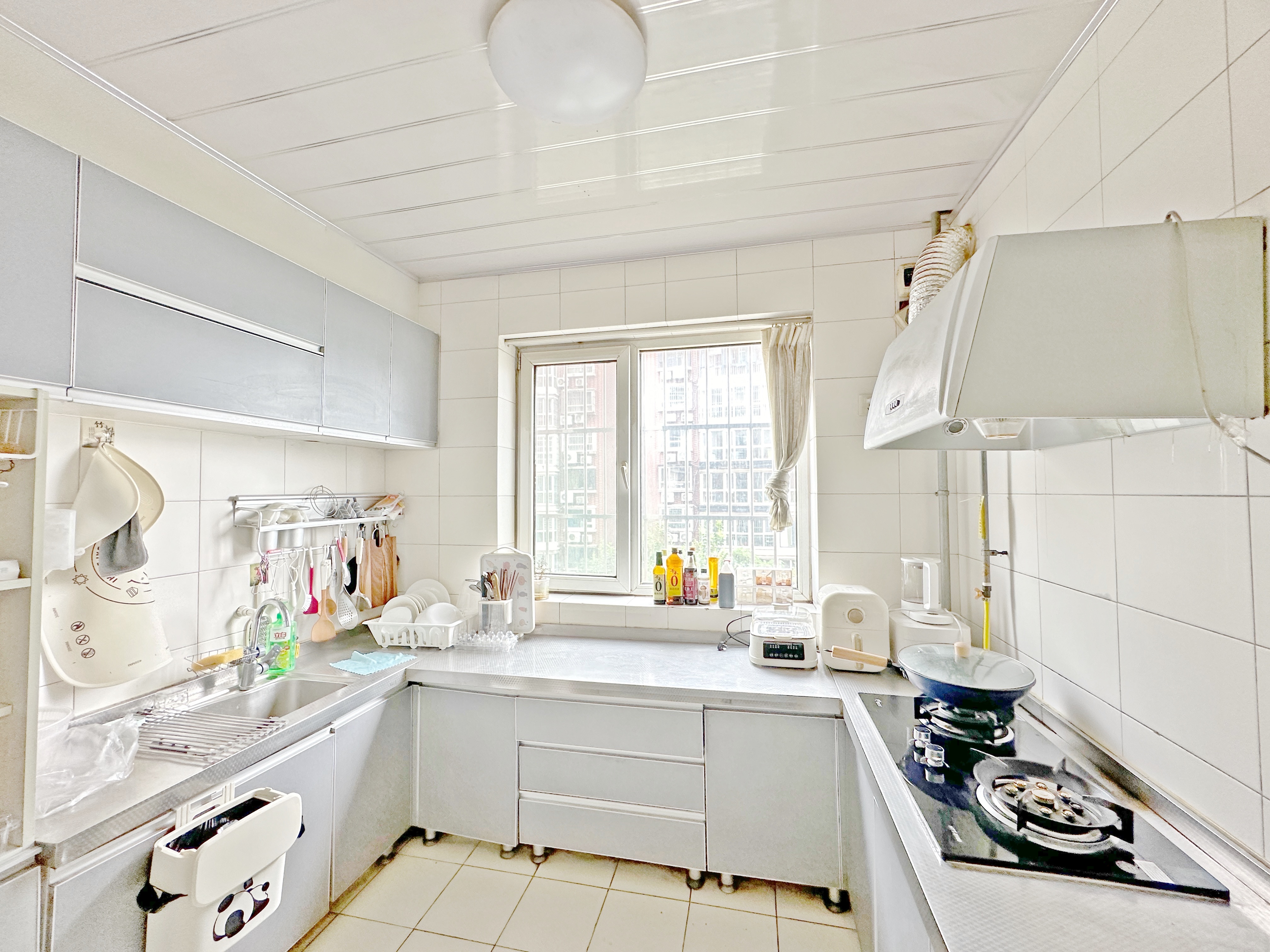 卧龙花园龙泰苑