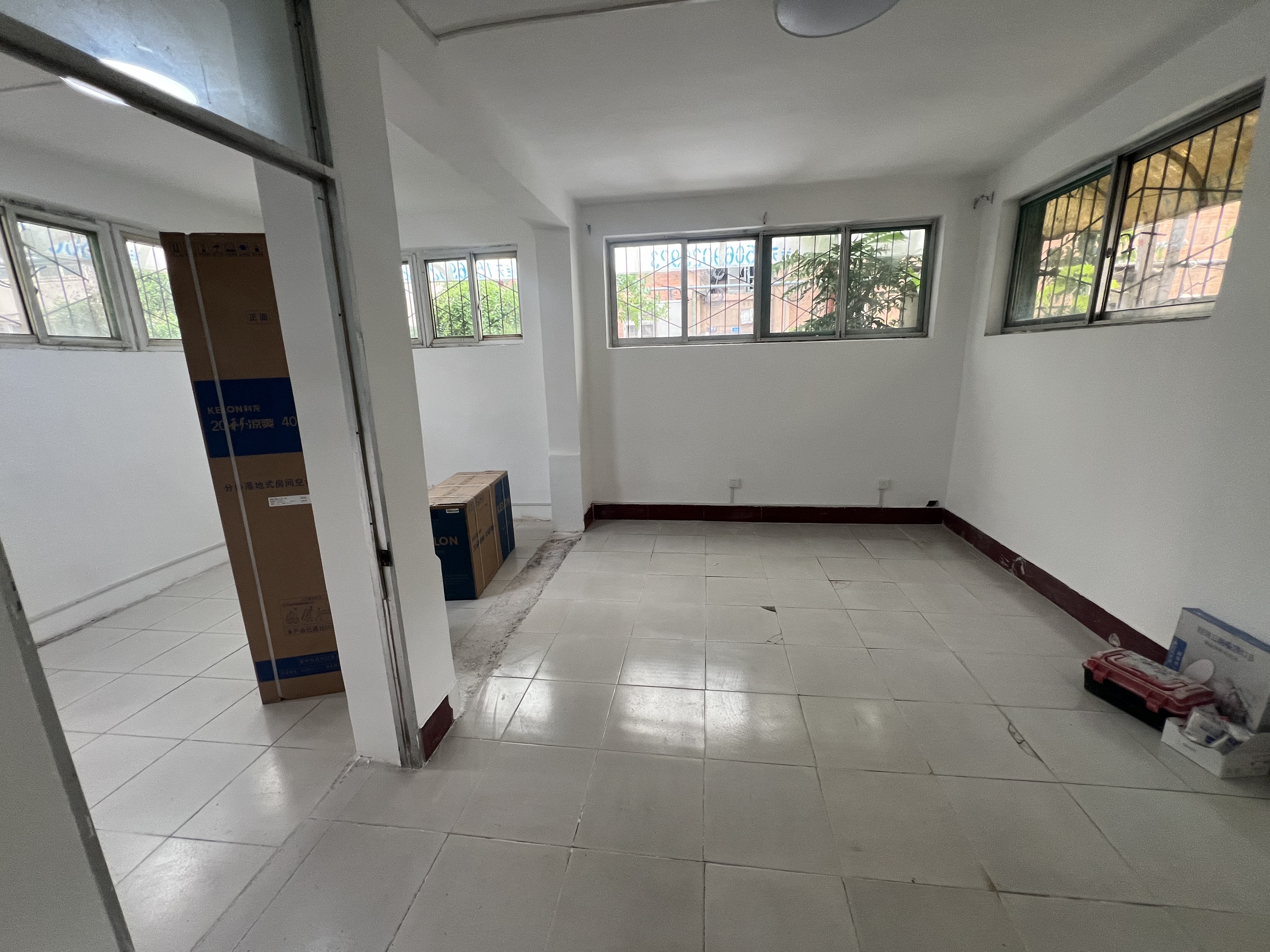 
							山东建筑工程学院第一宿舍