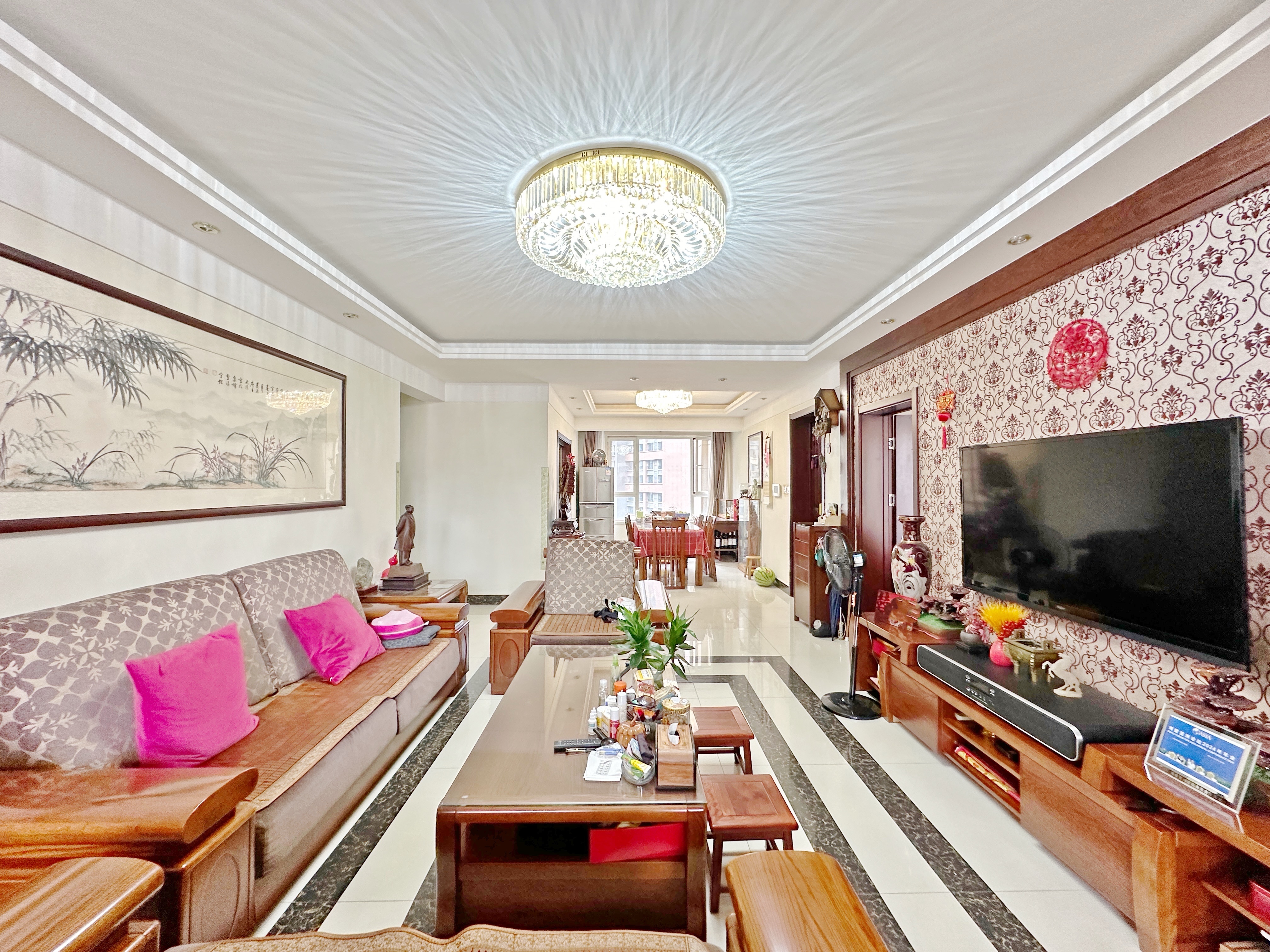 绿地新里卢浮公馆