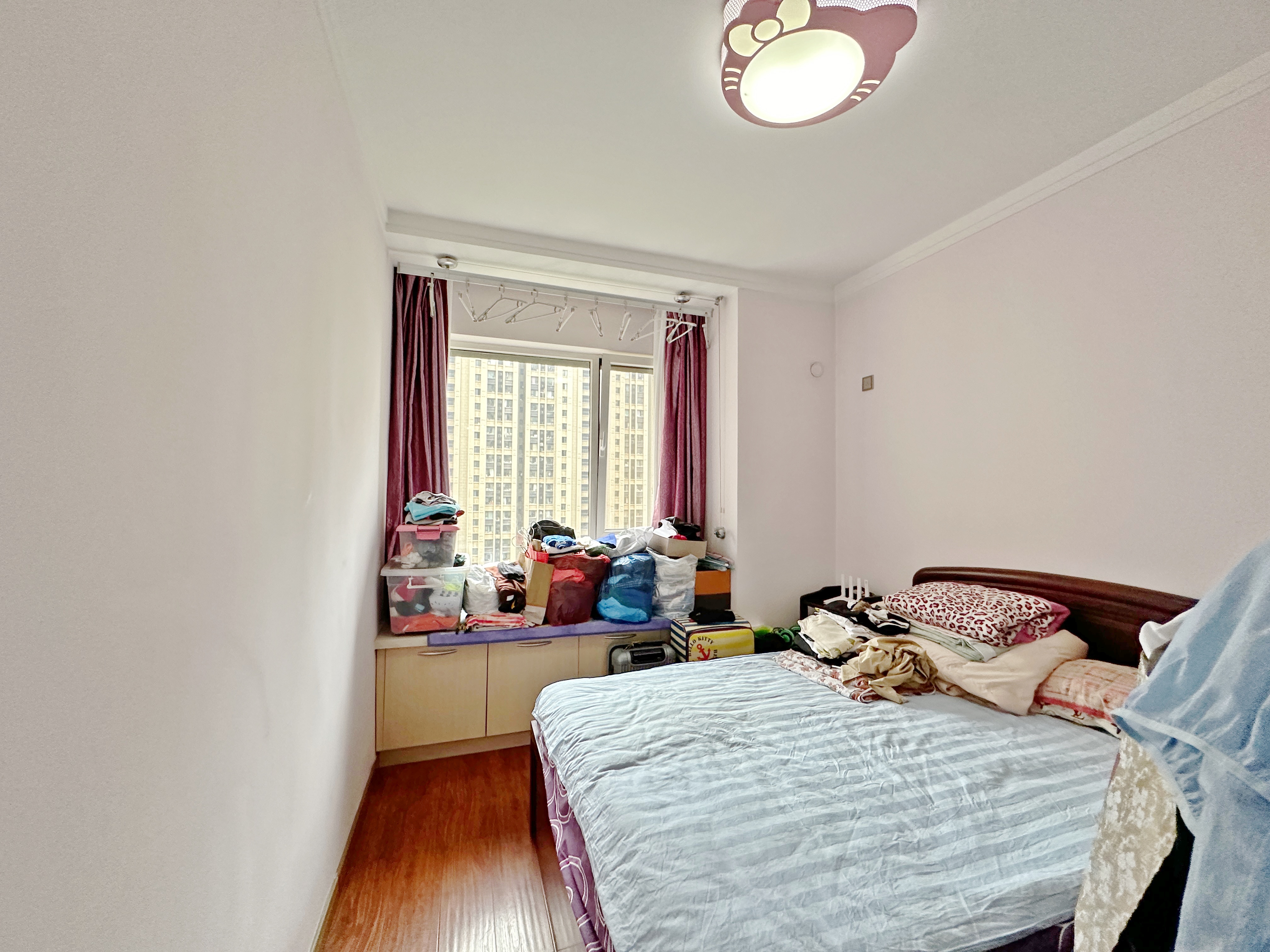 绿地新里卢浮公馆