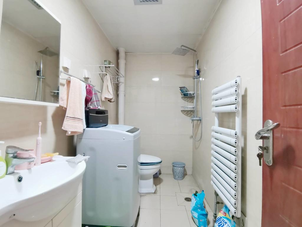 鲍德现代逸城