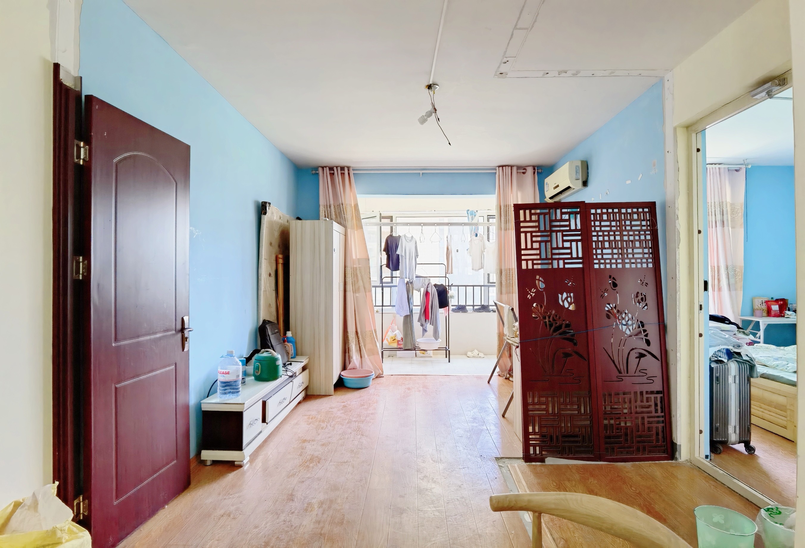  海信贤文世家 南