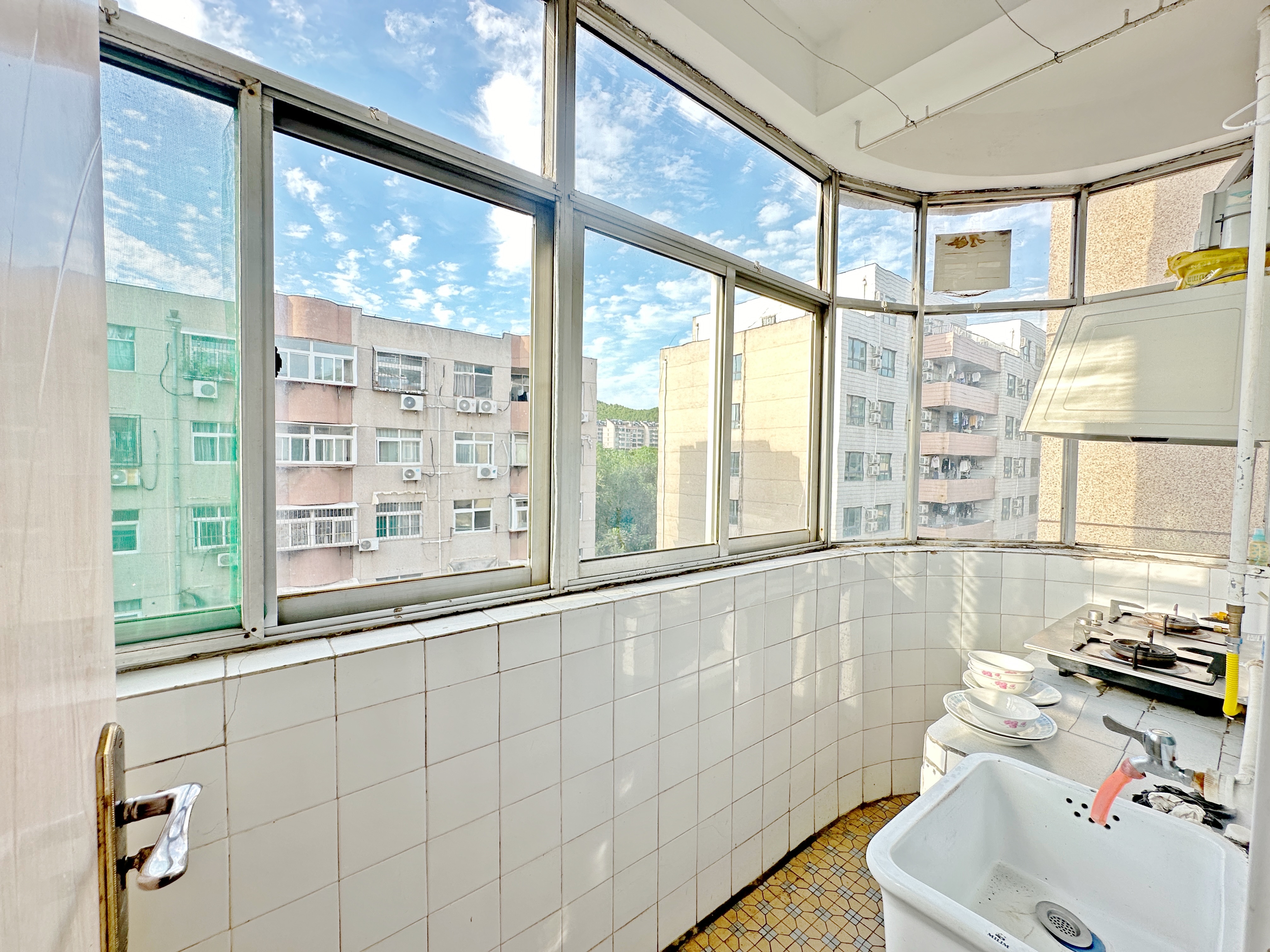 济南大学西校区宿舍