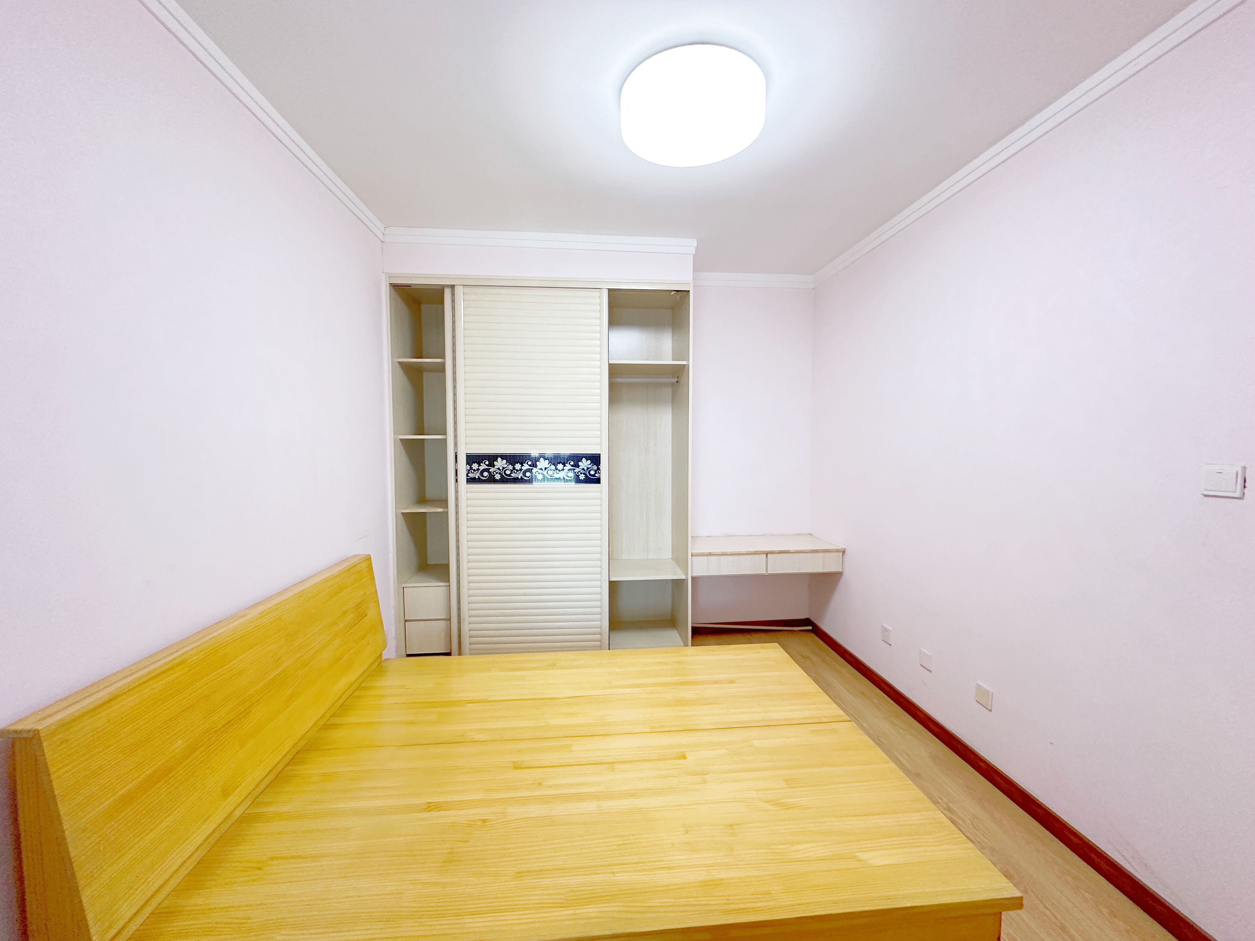 绿地新里梵尔赛公馆