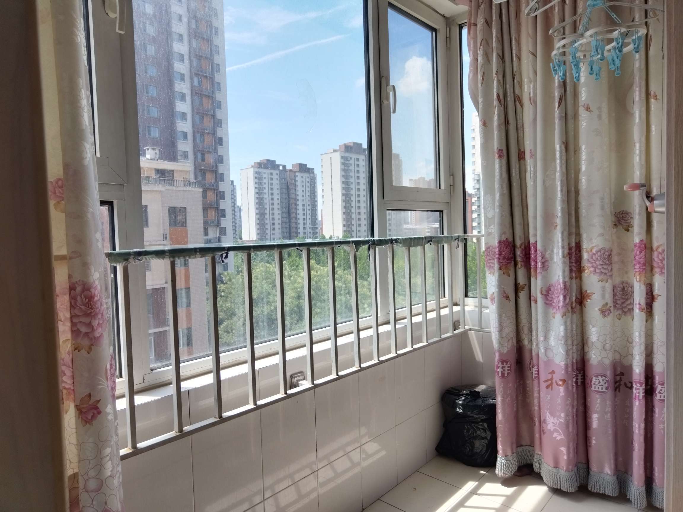 天鸿万象新天三区