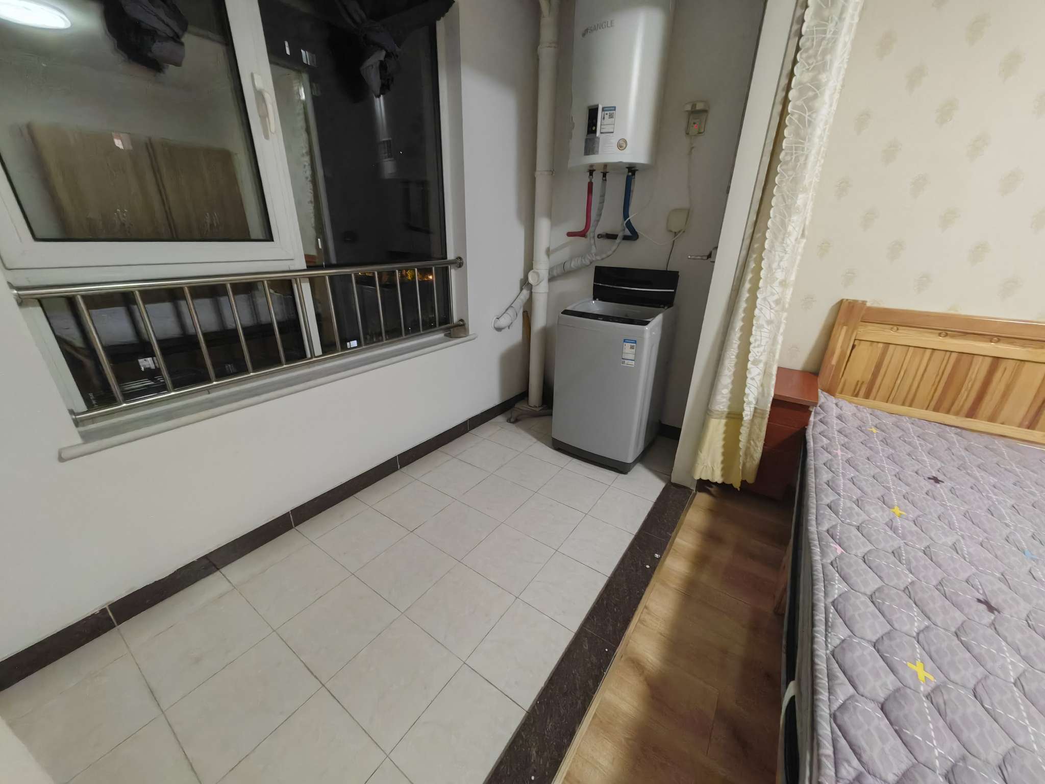 城投伴山居