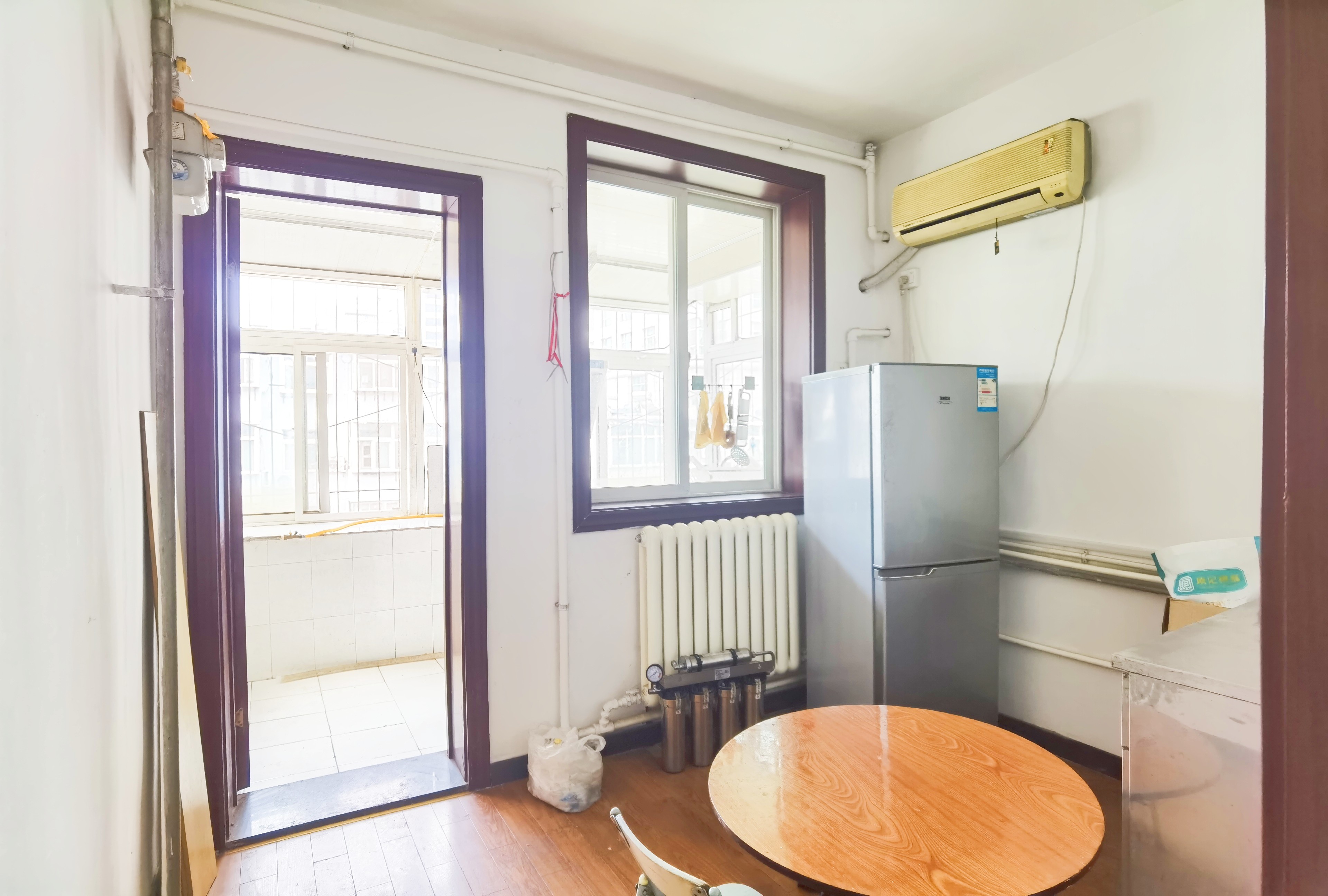 经六路单位宿舍