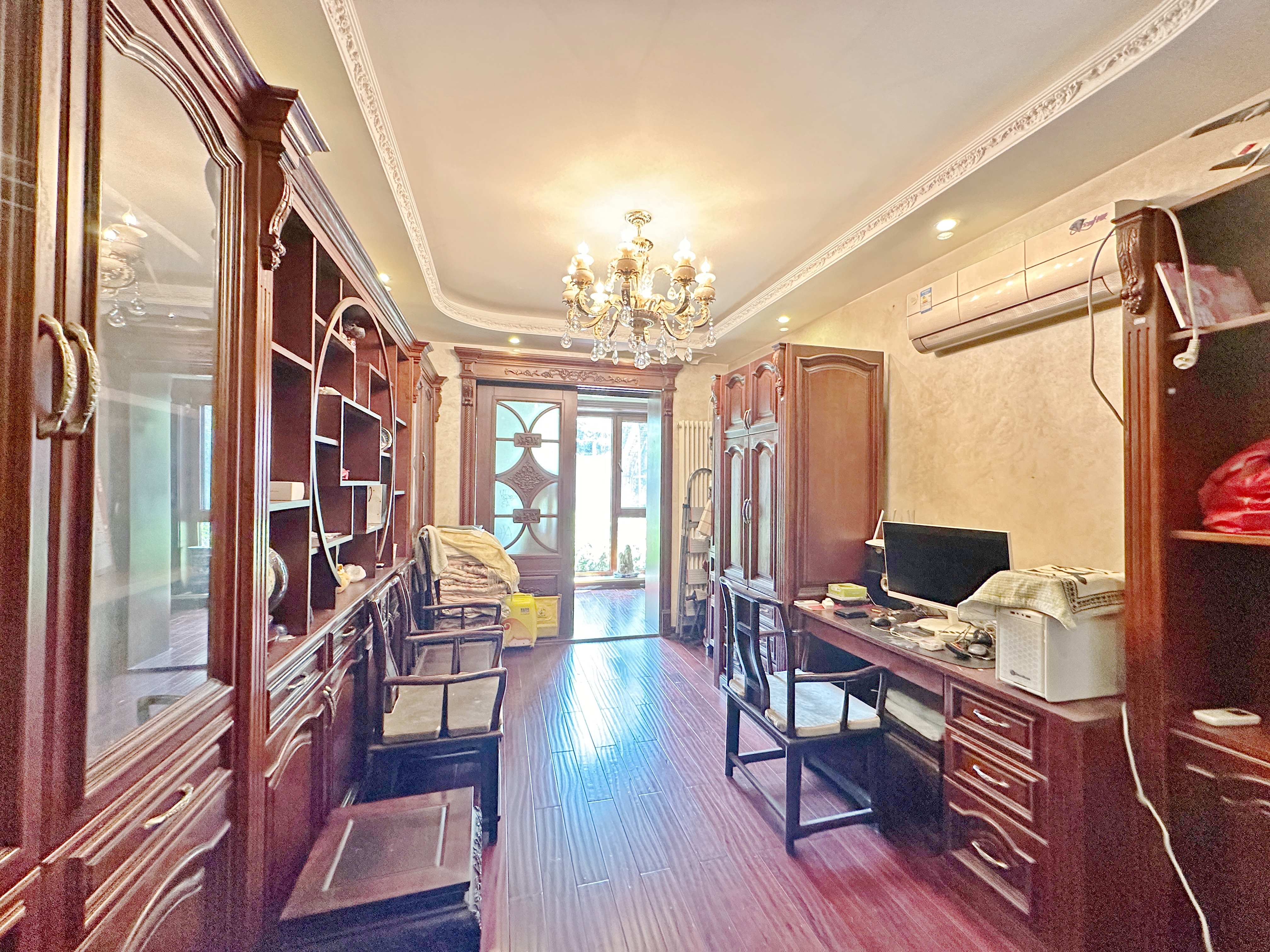 卧龙花园龙昌苑(四区)