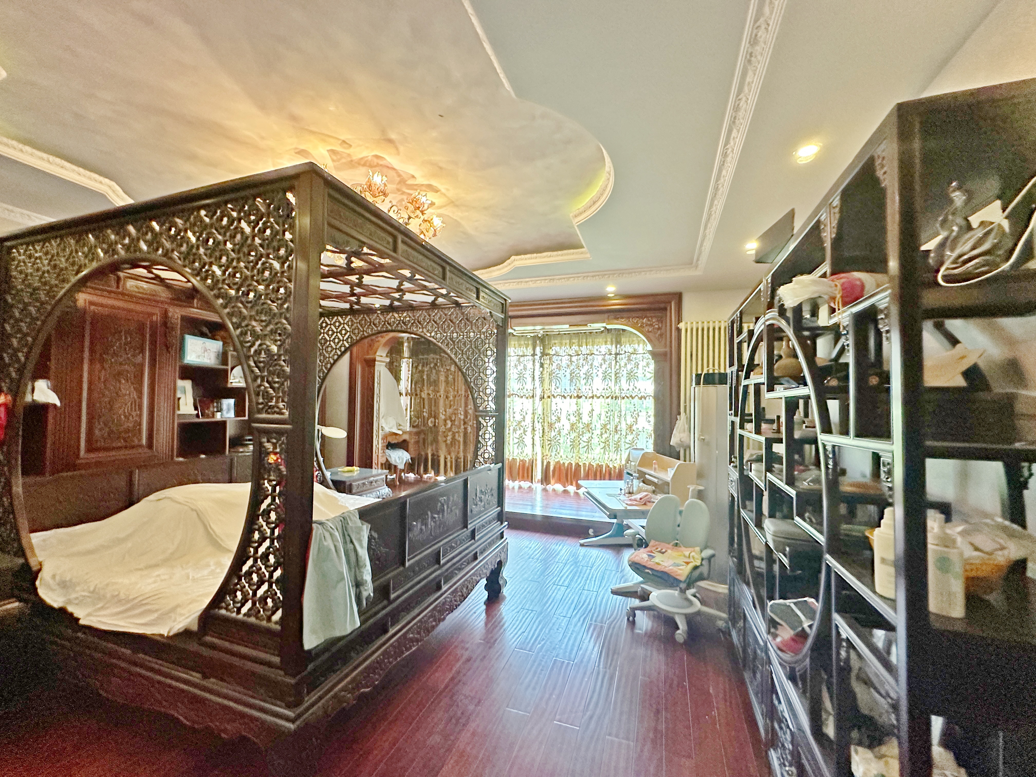 卧龙花园龙昌苑(四区)