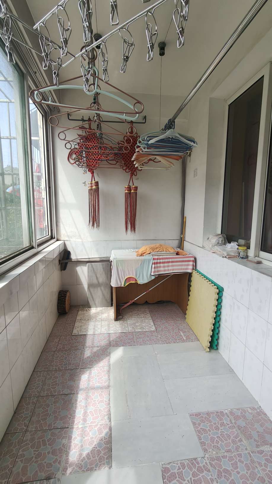 卧龙花园龙和苑