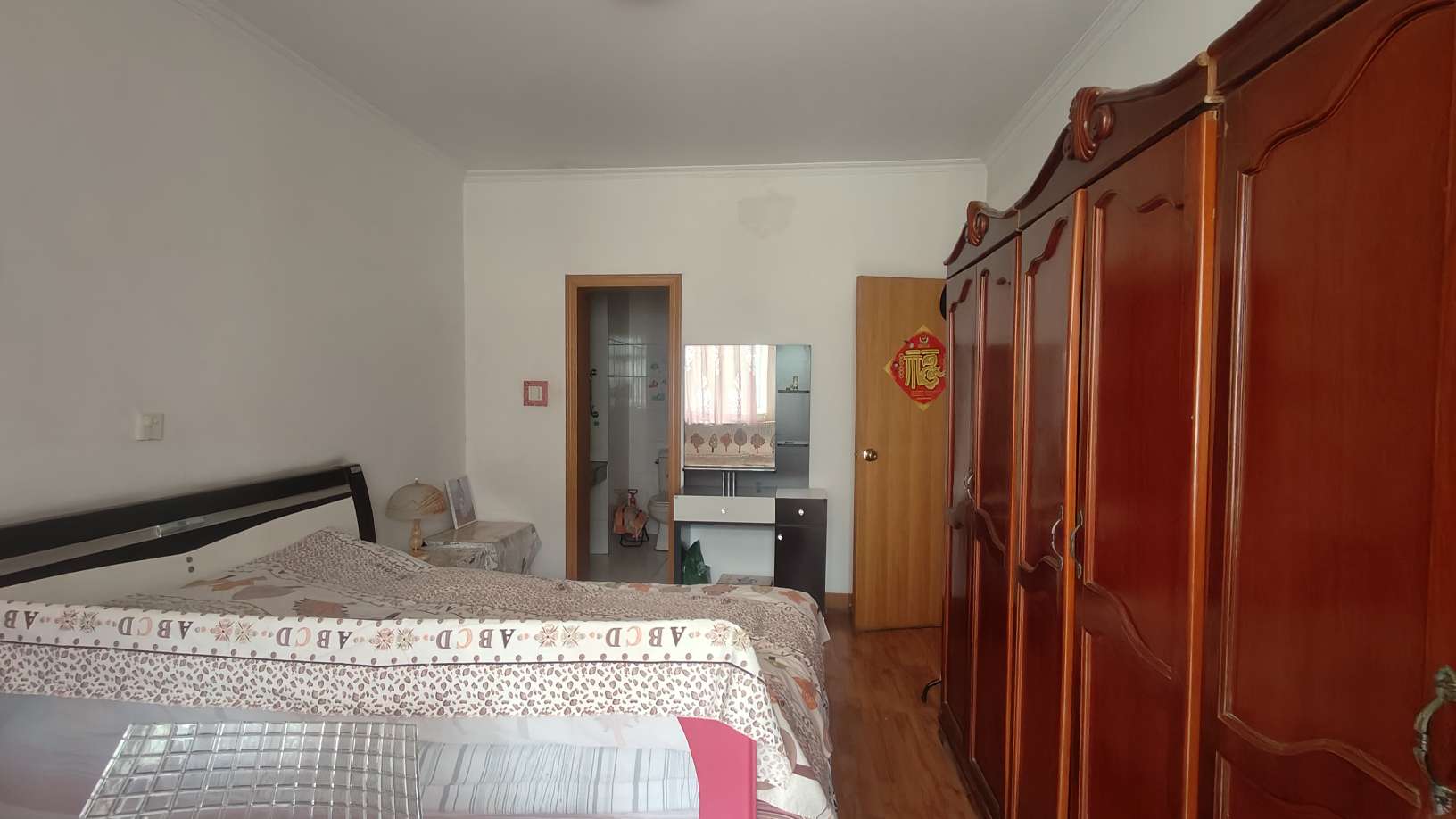 卧龙花园龙和苑