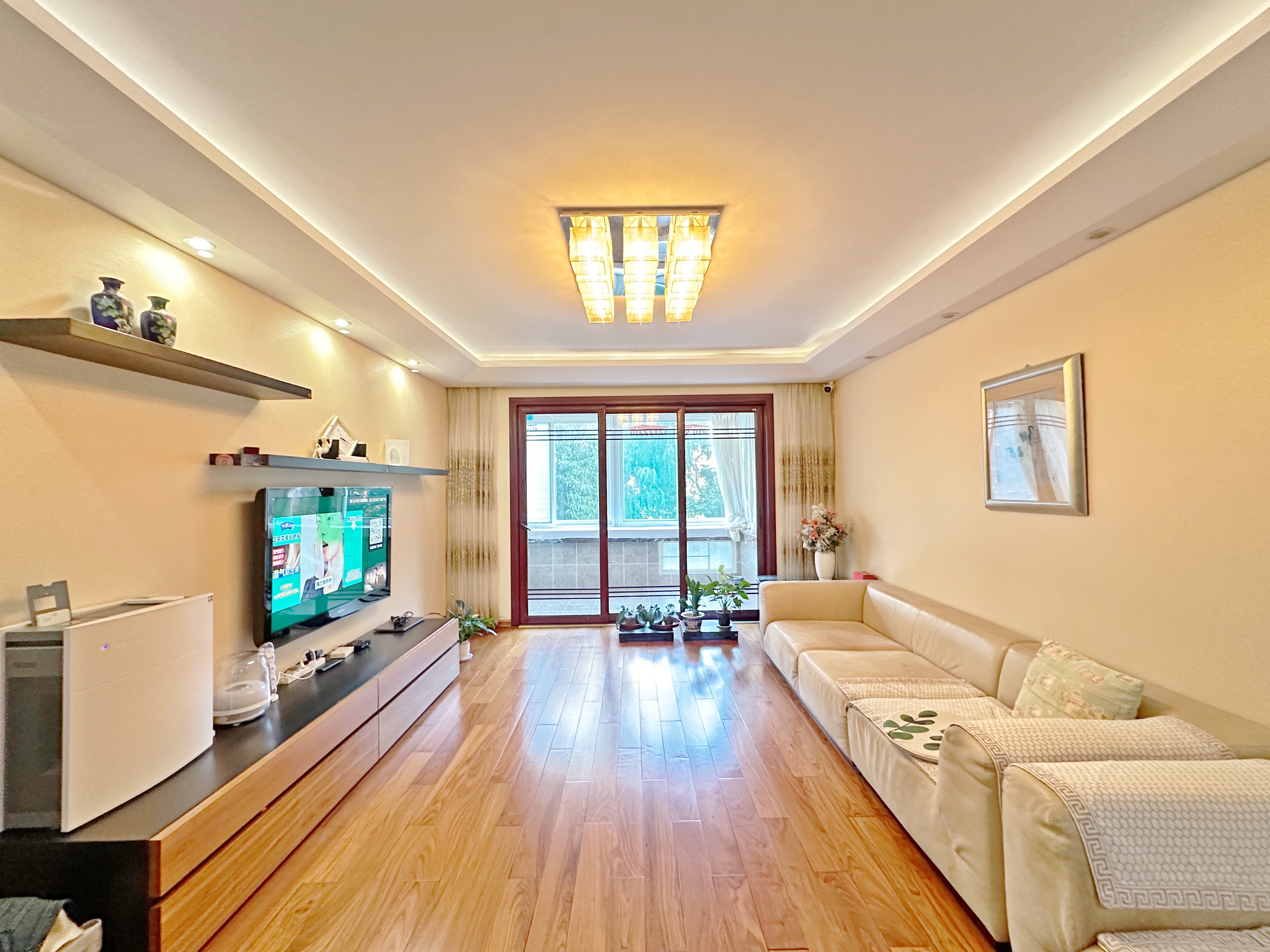 新世界阳光花园