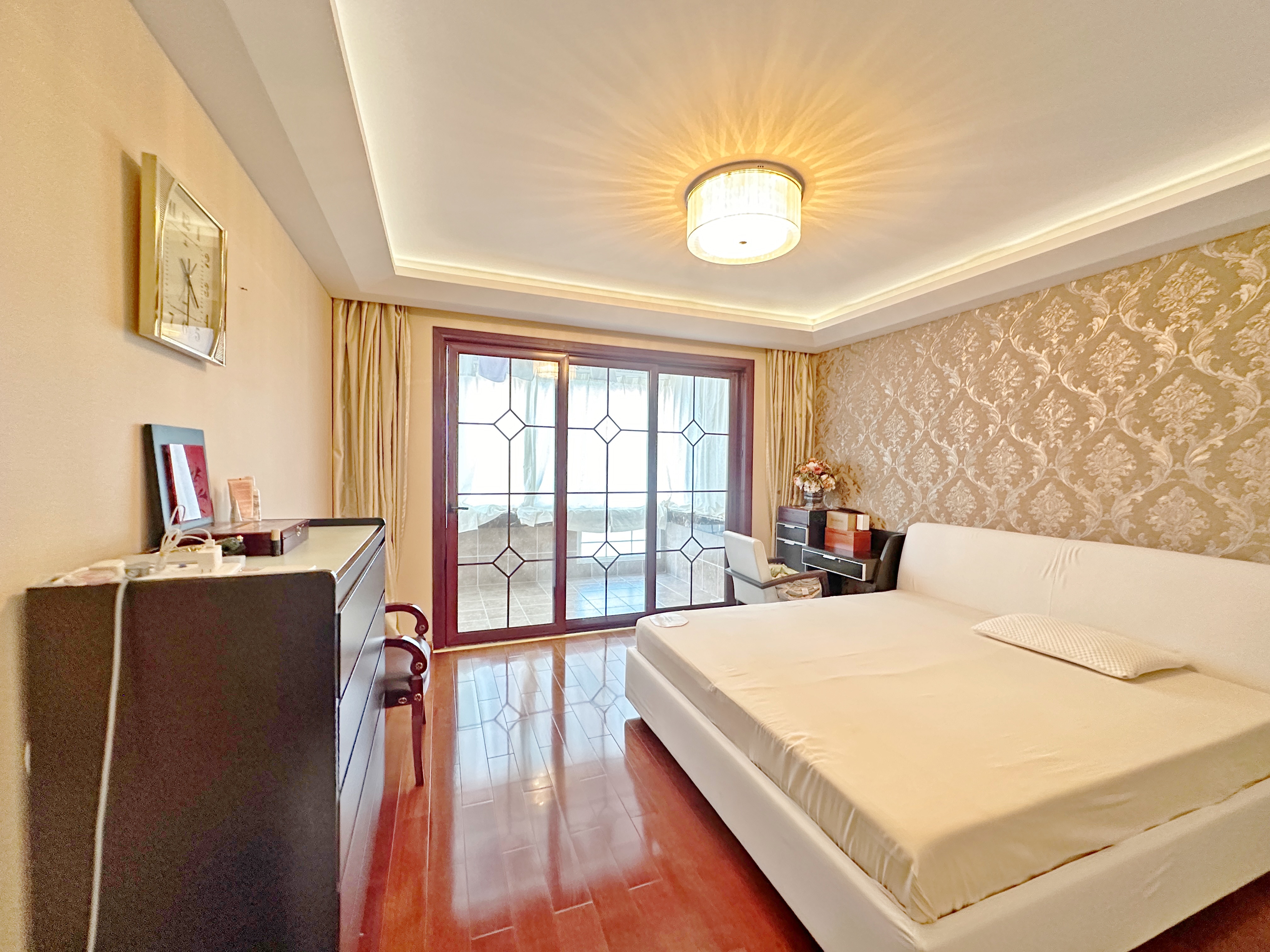 新世界阳光花园