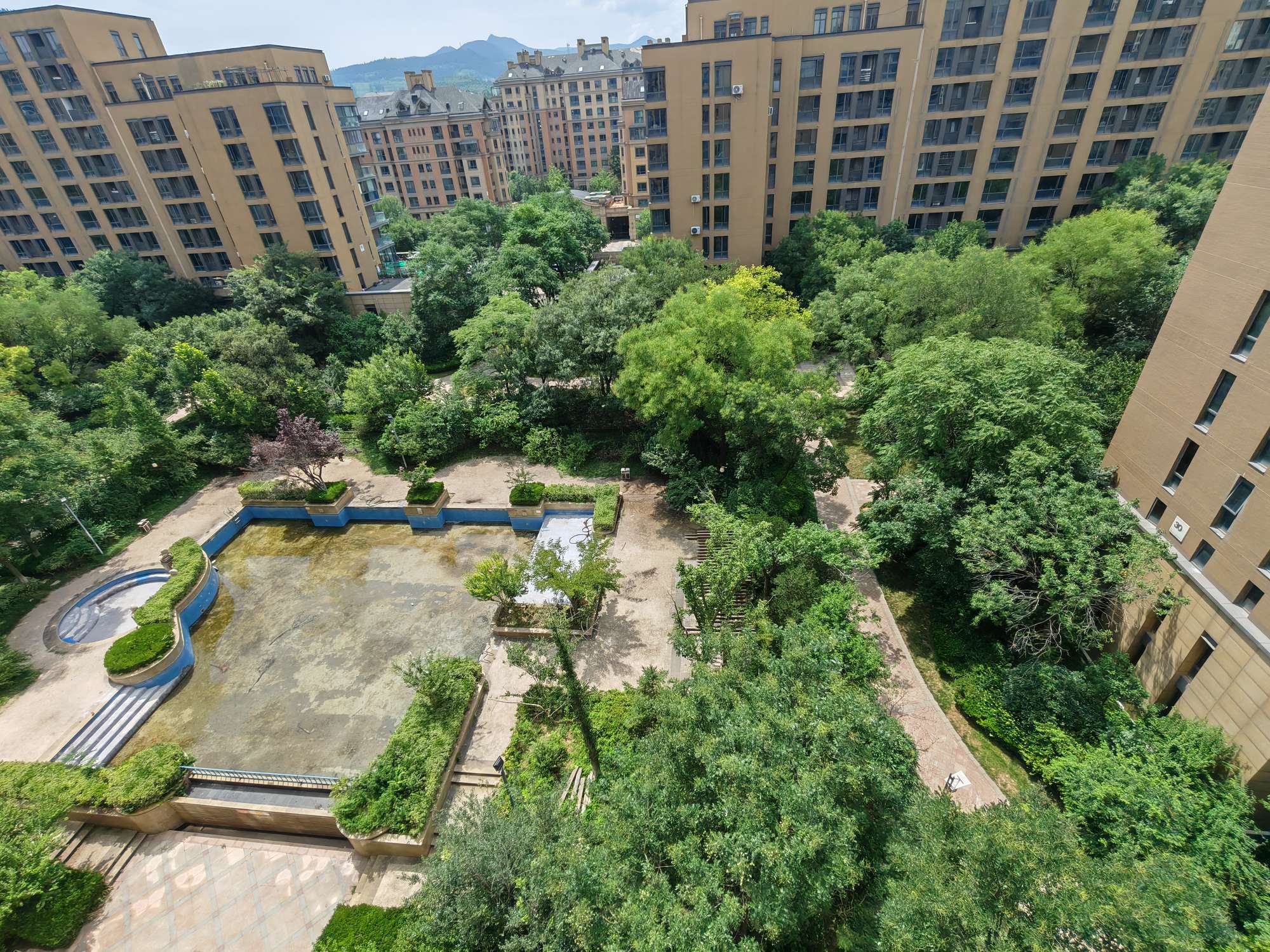 海尔绿城百合园