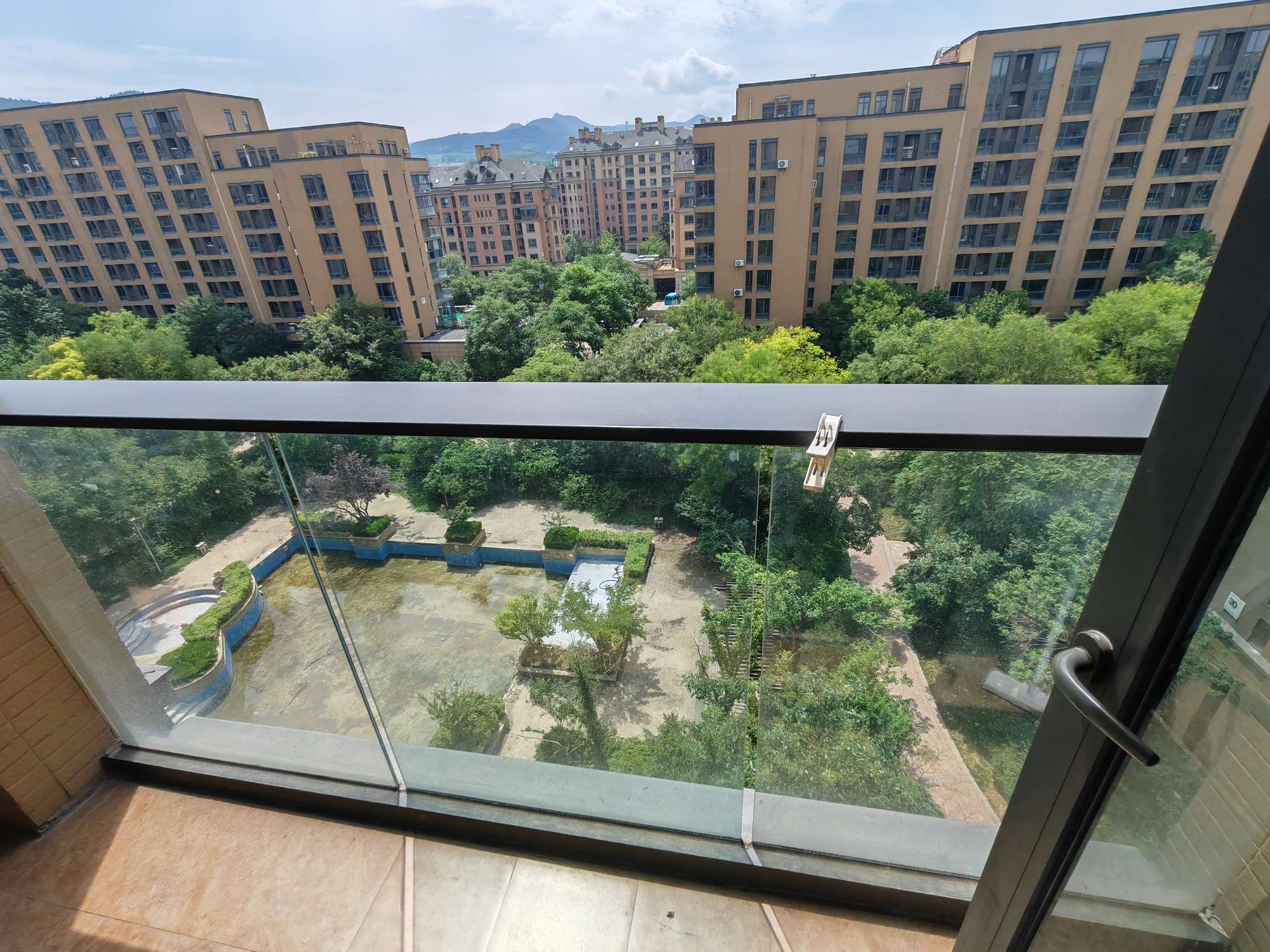 海尔绿城百合园