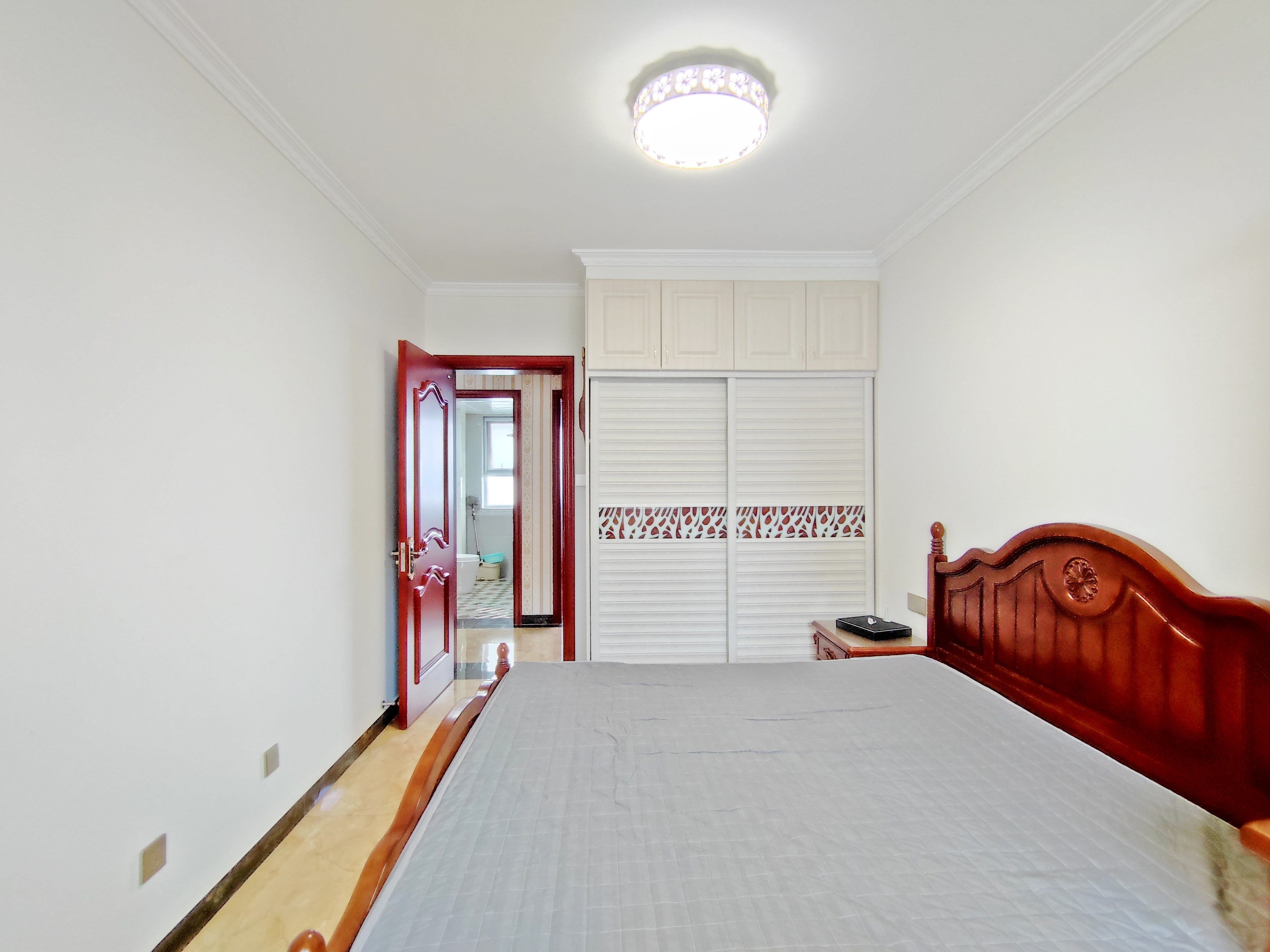 绿地新里香榭丽公馆