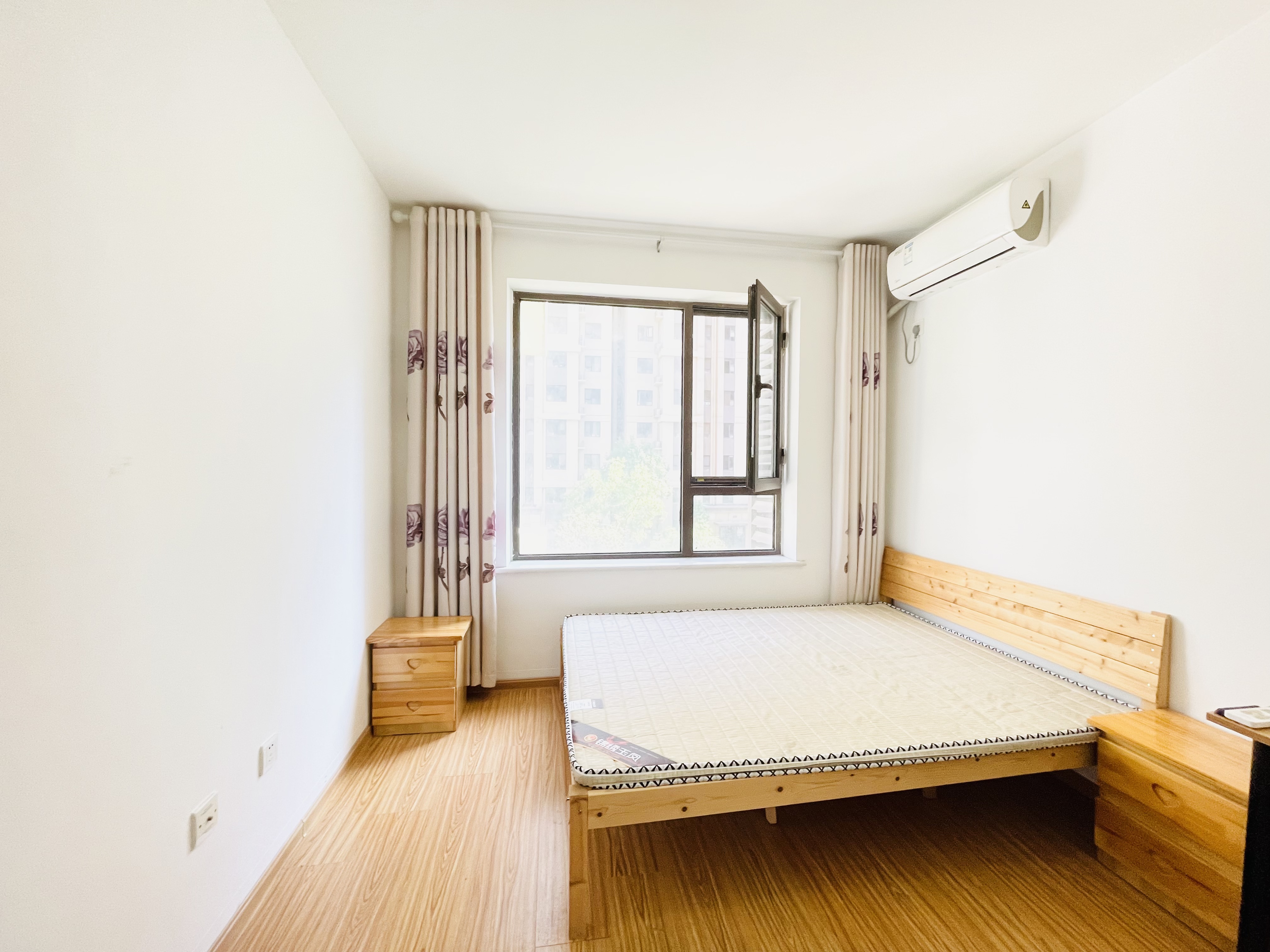 旭辉银盛泰金域蓝山