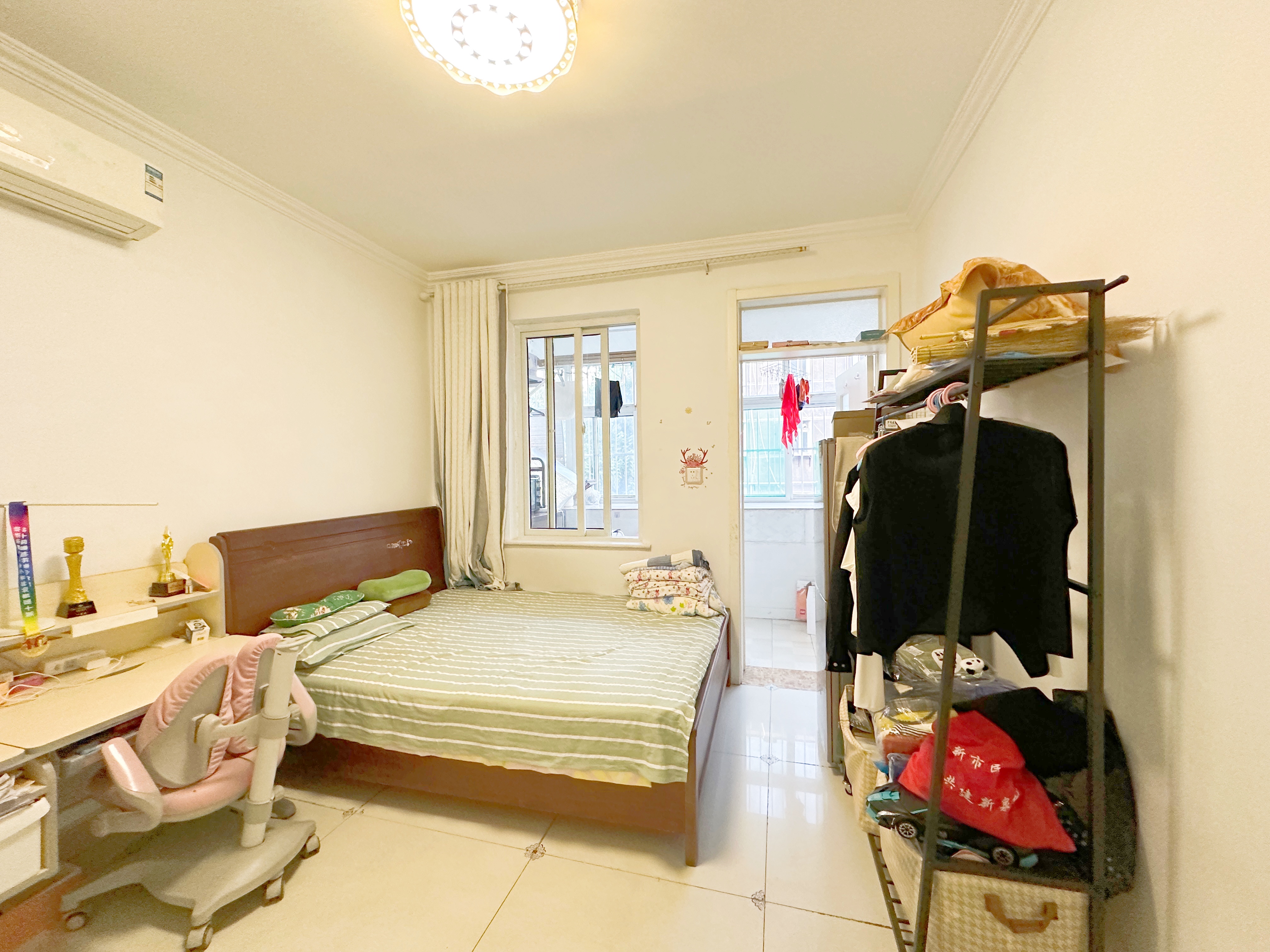 三里庄东街86号