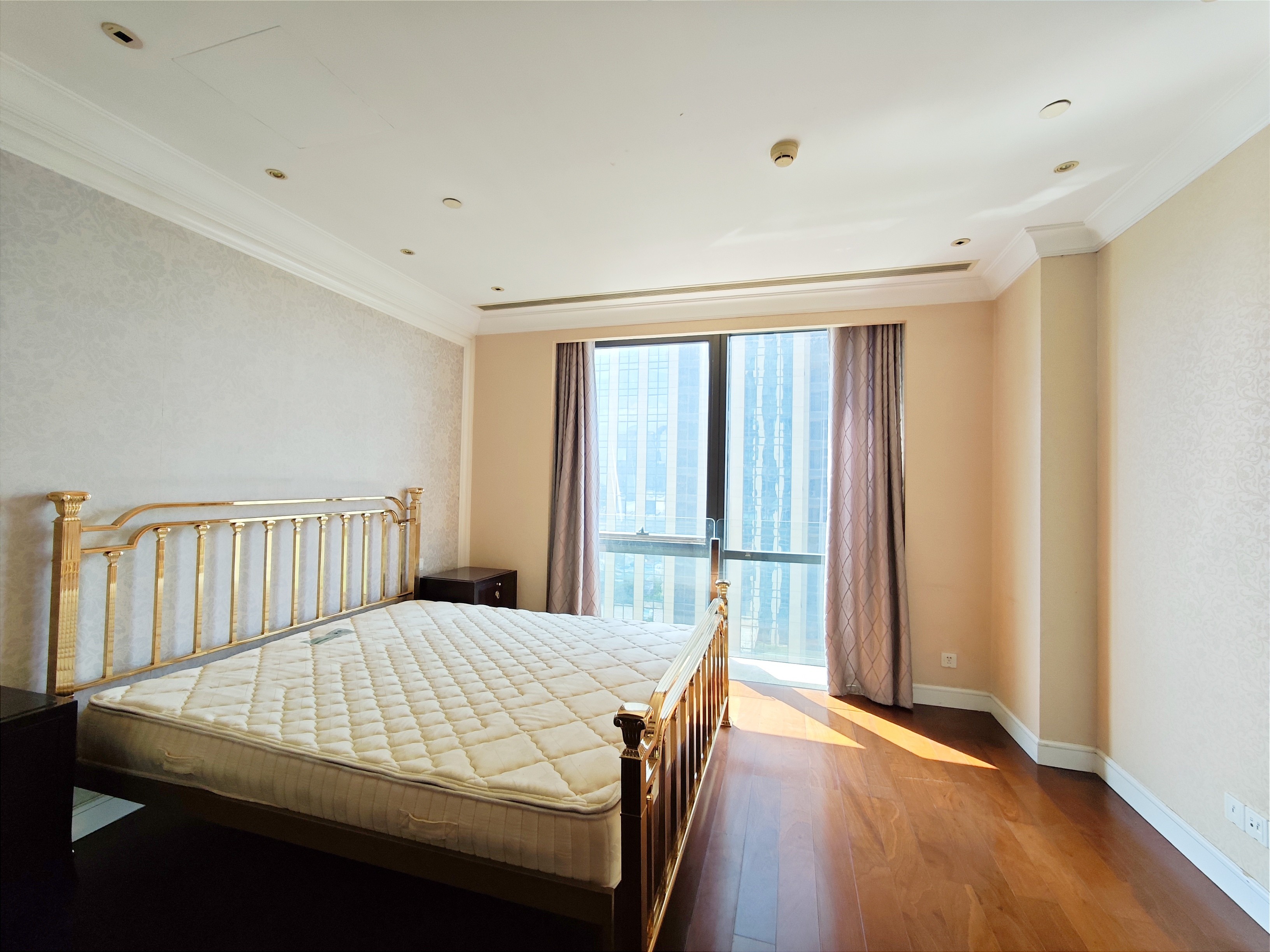 海尔绿城全运村玉兰公寓