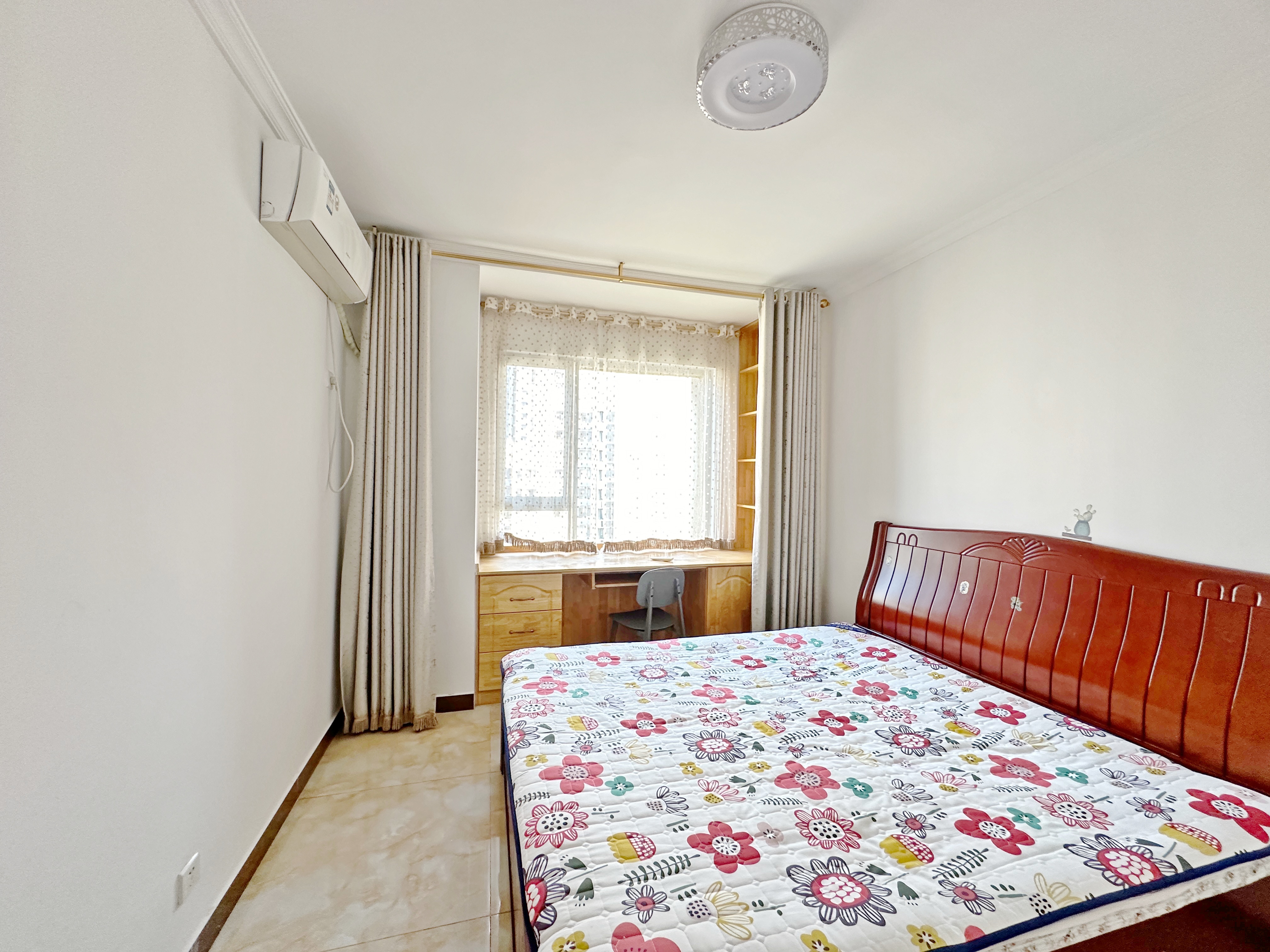 绿地新里卢浮公馆