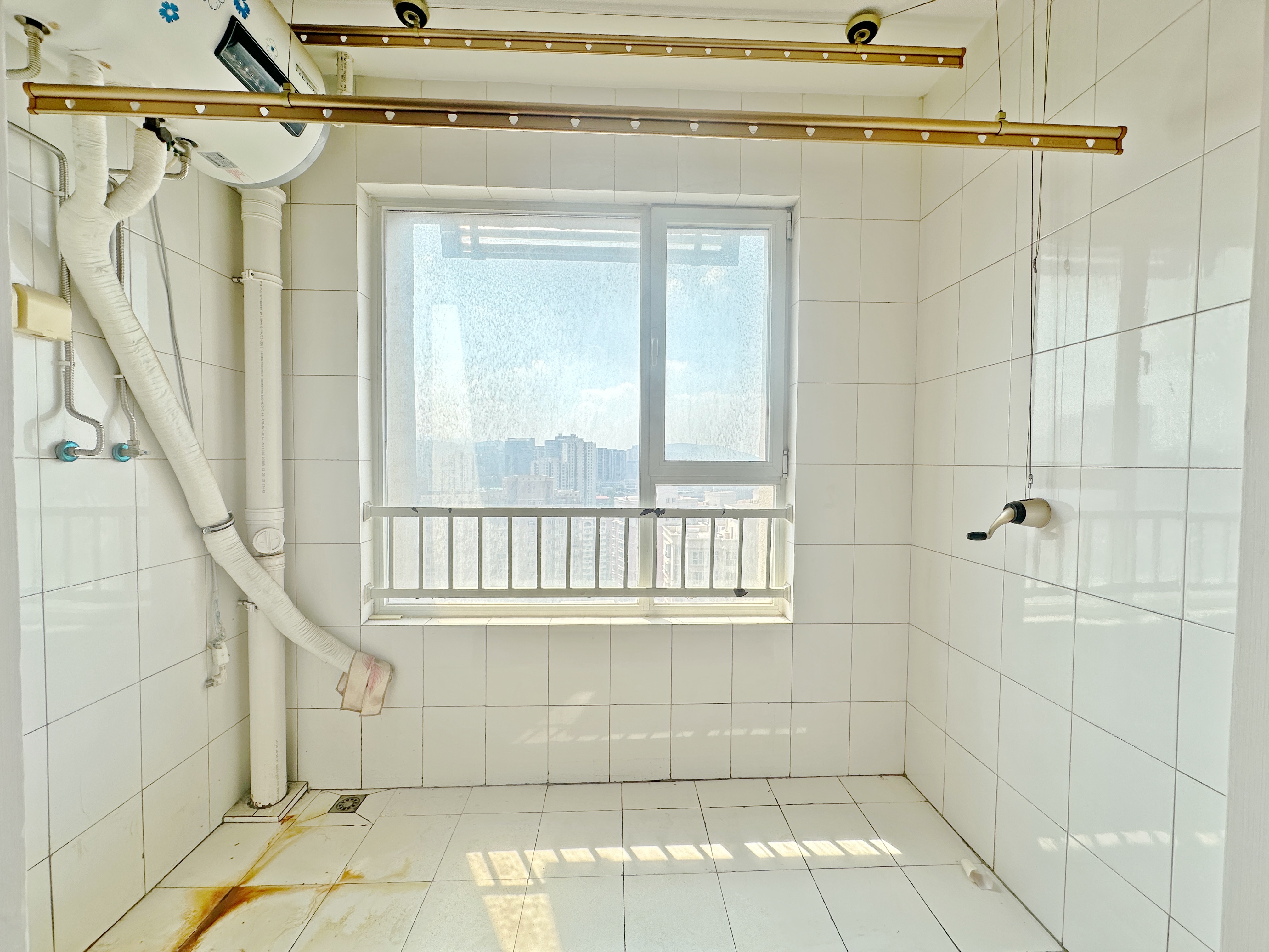 绿地新里卢浮公馆